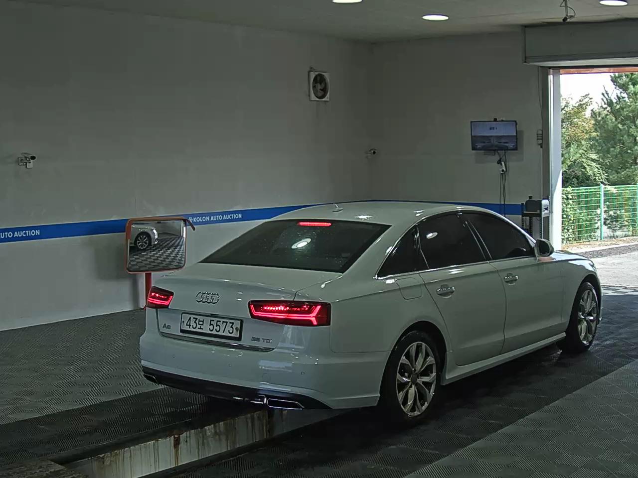 AUDI A6 (4TH GEN) 35 TDI PREMIUM 2016 - zdjęcie 5