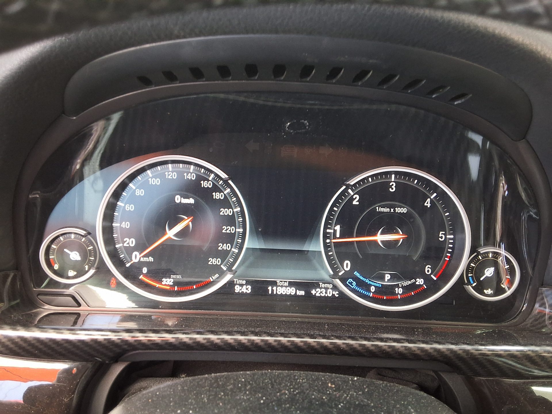 BMW 5 SERIES (6TH GEN) 520d 2013 - zdjęcie 10