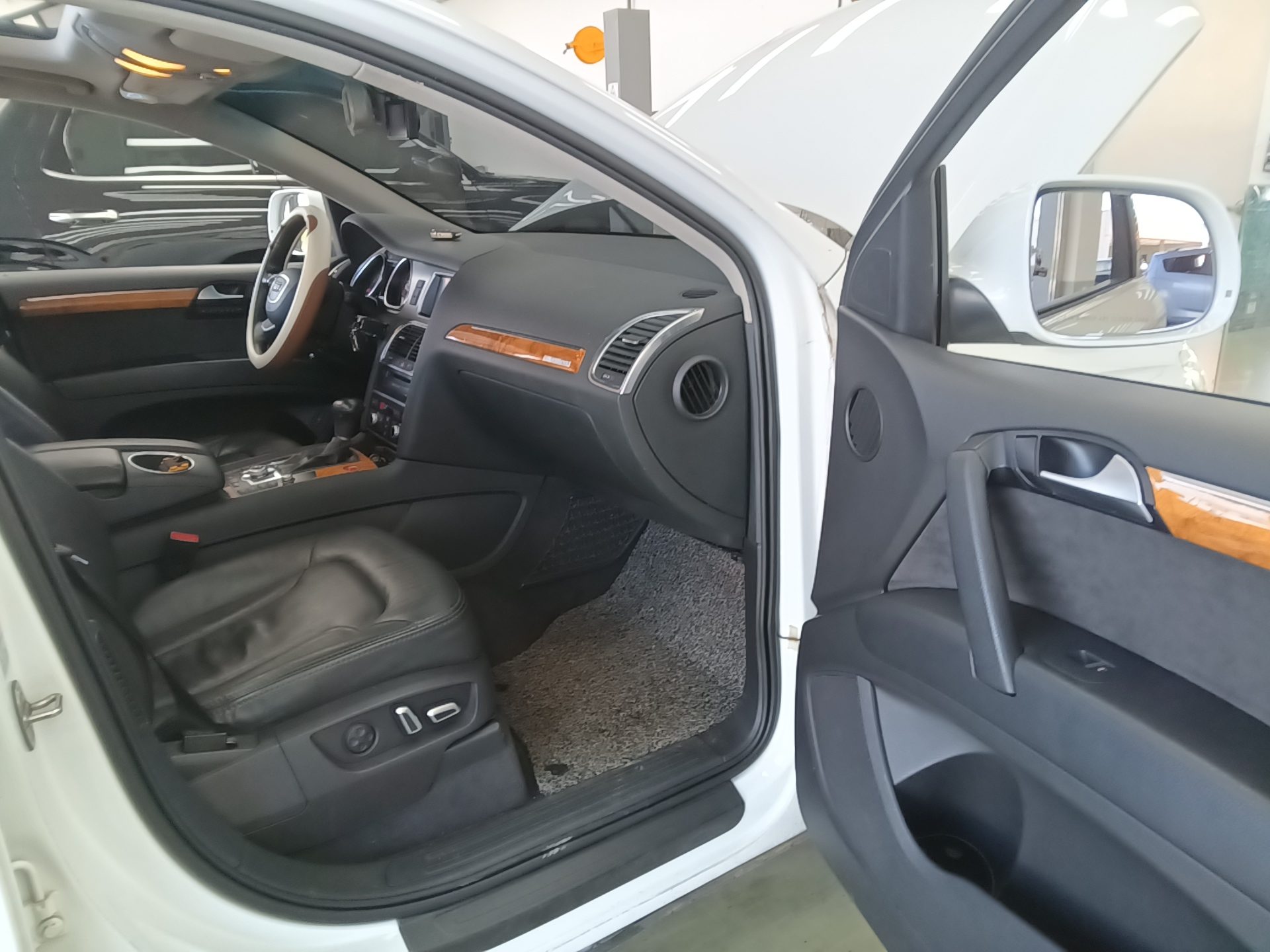 AUDI Q7 3.0 TDI QUATTRO 2013 - zdjęcie 14