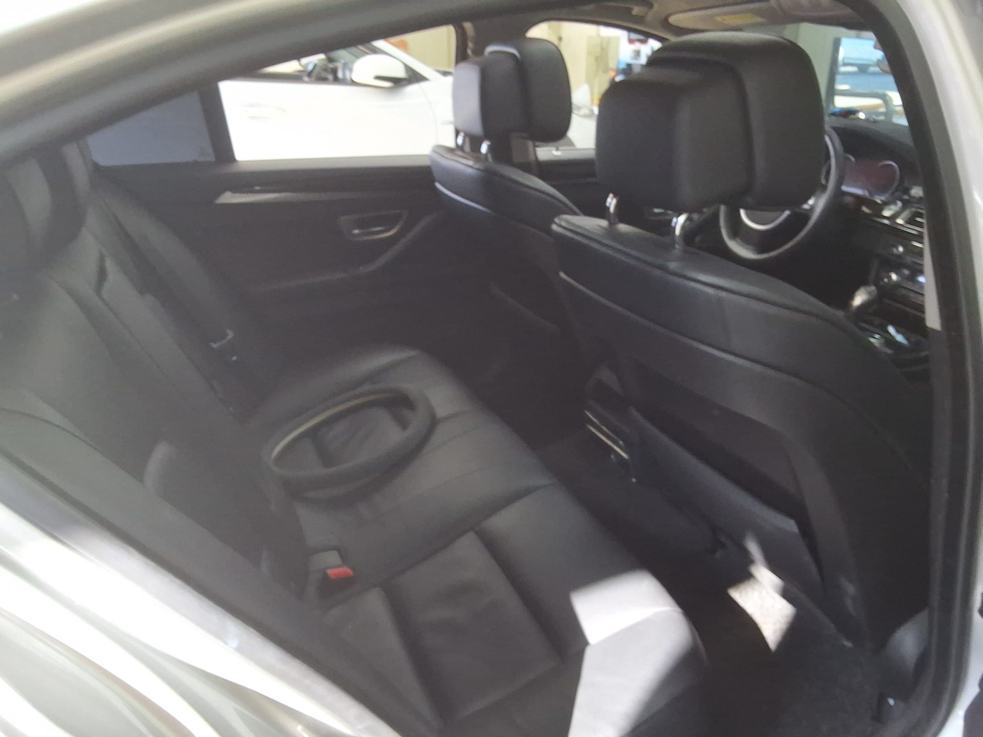 BMW 5 SERIES (6TH GEN) 520d 2013 - zdjęcie 14