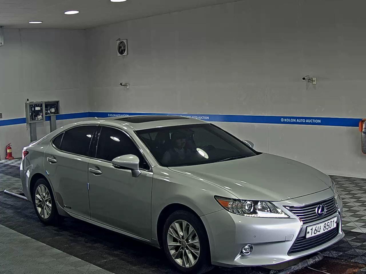 LEXUS ES (6TH GEN) 300h 2014 - zdjęcie 3