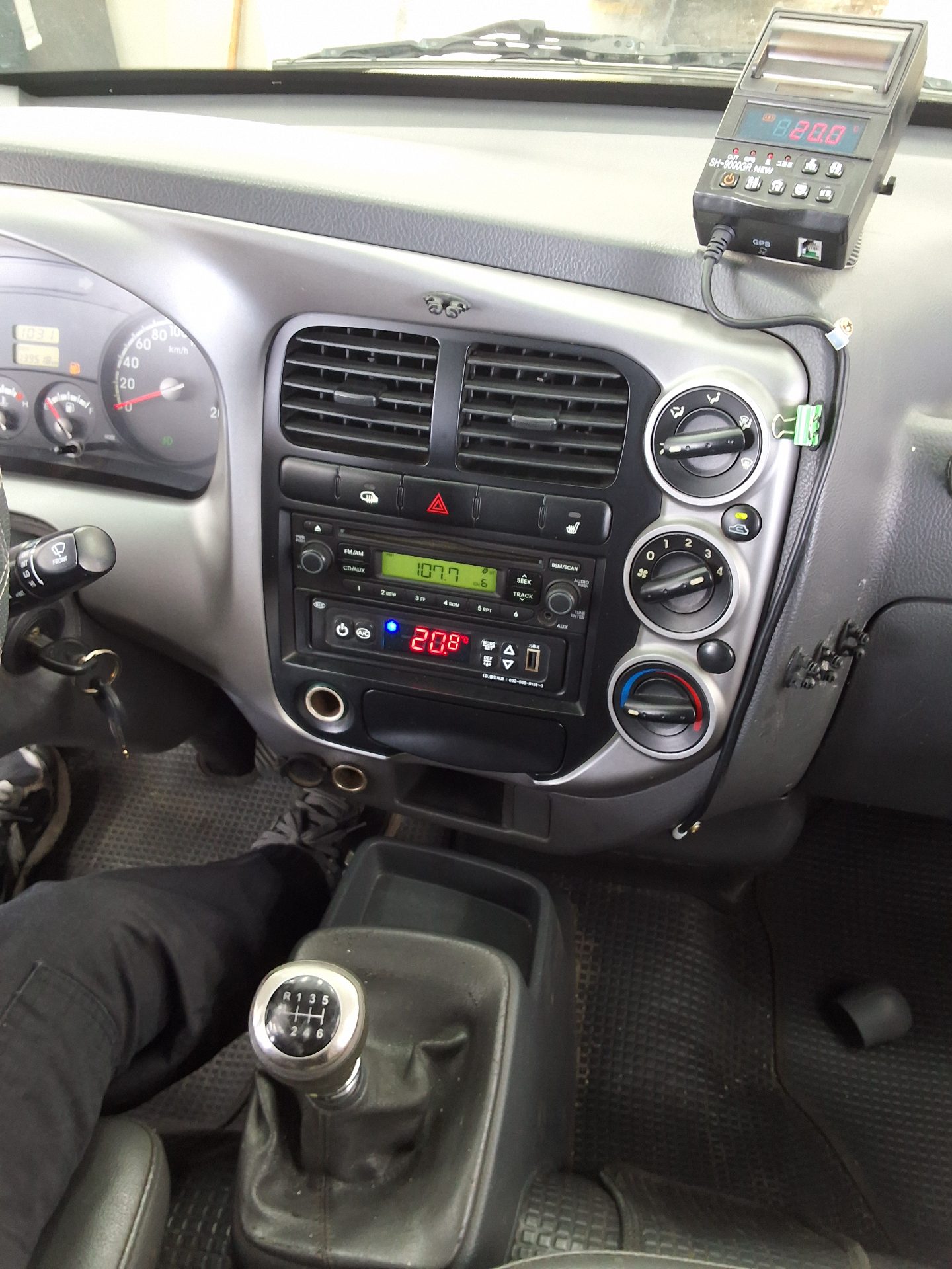 KIA BONGO III CARGO FREEZER BOX TRUCK 1 TON KING CAB 2014 - zdjęcie 15