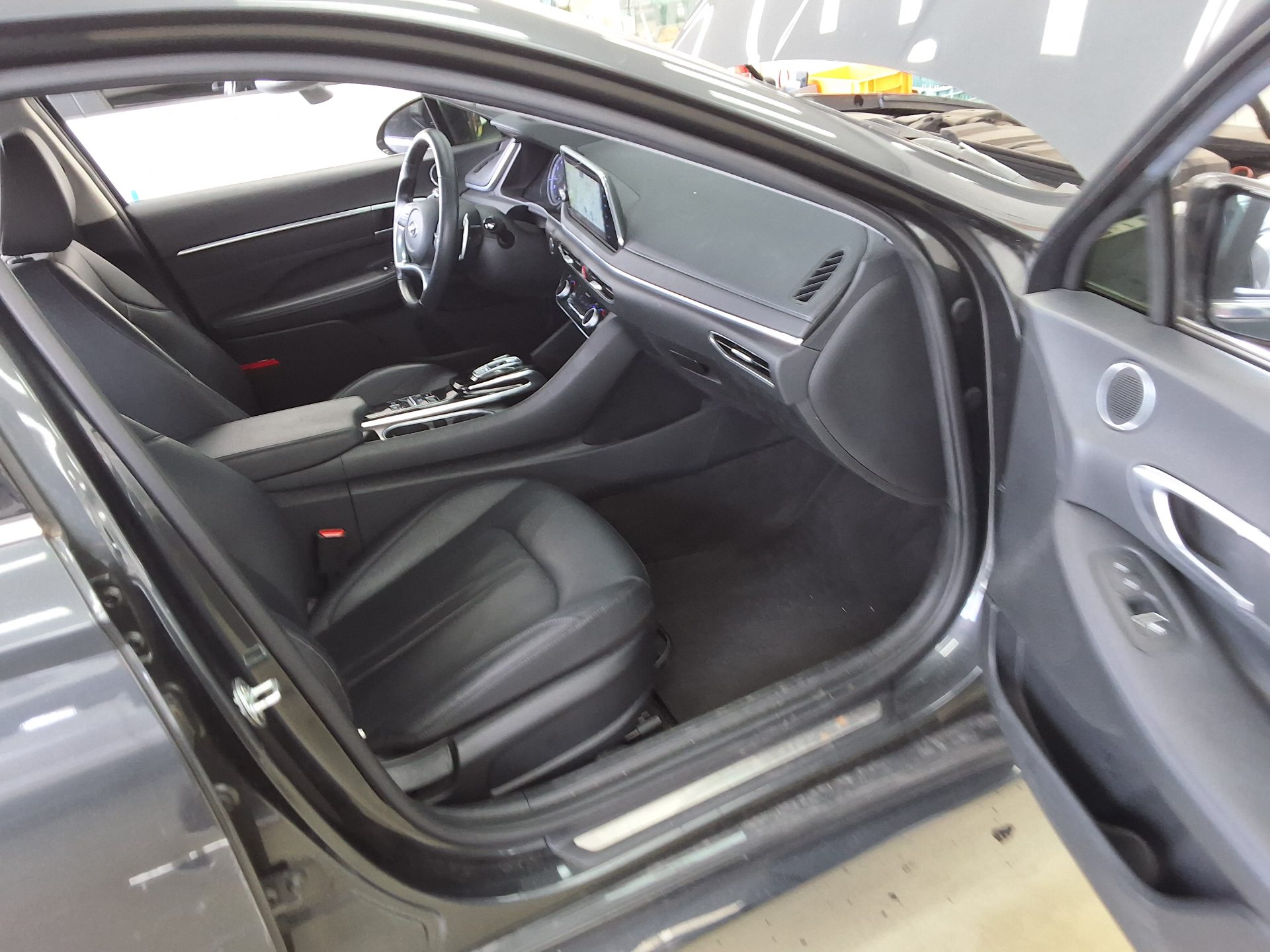 HYUNDAI SONATA (DN8) G2.0 PREMIUM PLUS 2022 - zdjęcie 14
