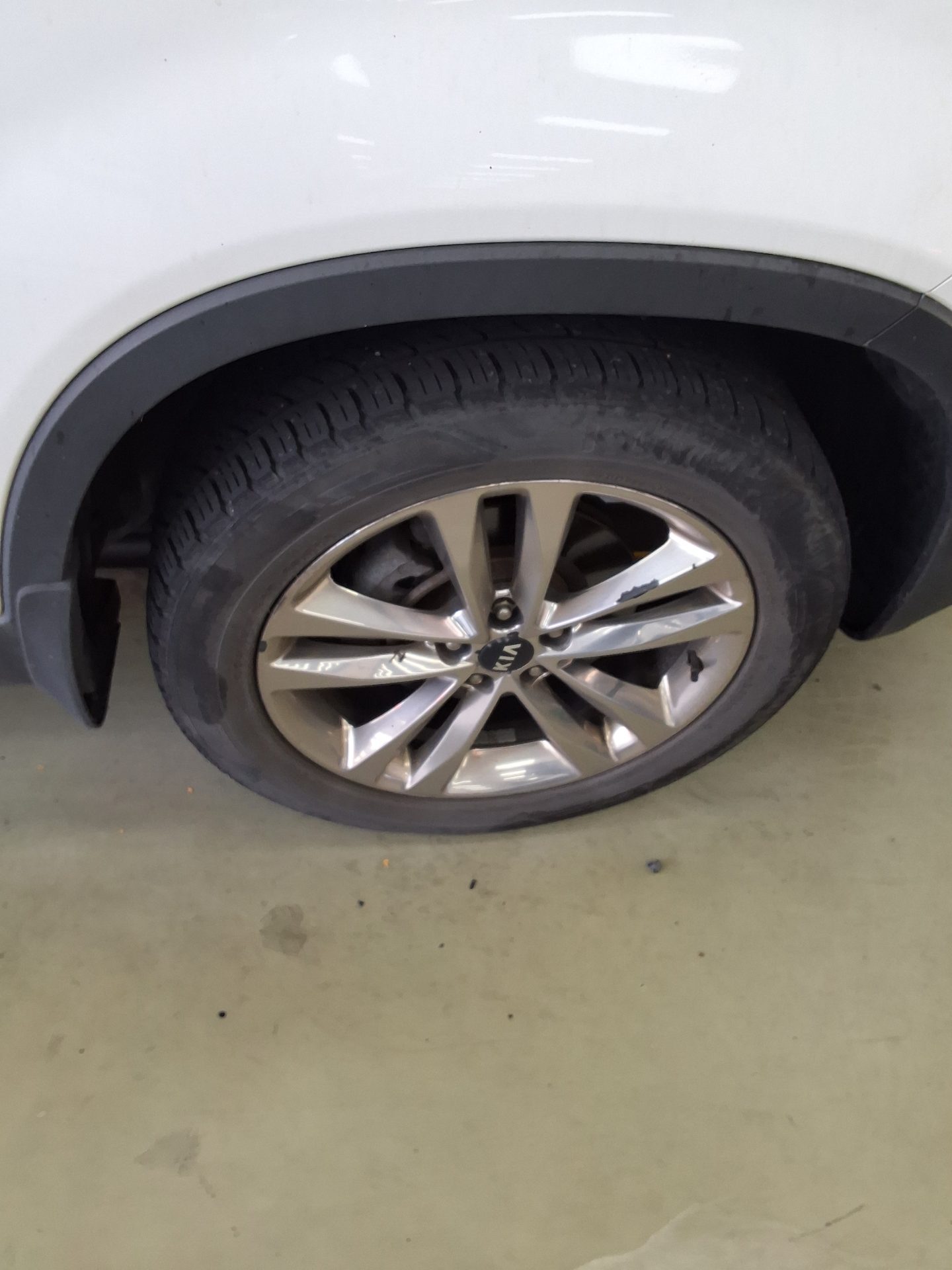 KIA NEW SORENTO R R2.0 2WD PRESTIGE 2014 - zdjęcie 22