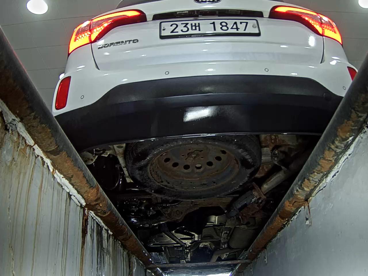 KIA NEW SORENTO R R2.0 2WD PRESTIGE 2014 - zdjęcie 8