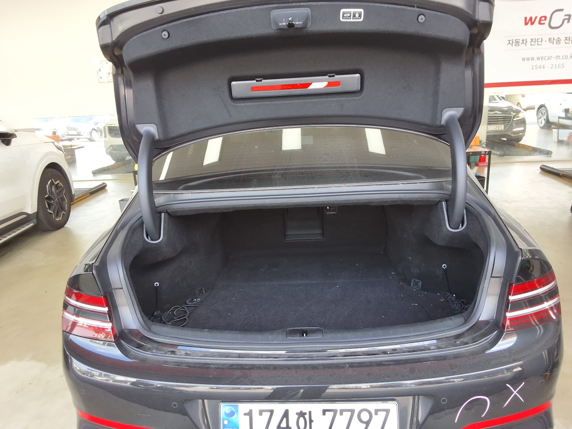 GENESIS THE ALL NEW G80 GASOLINE 2.5 2WD BASE MODEL 2024 - zdjęcie 15