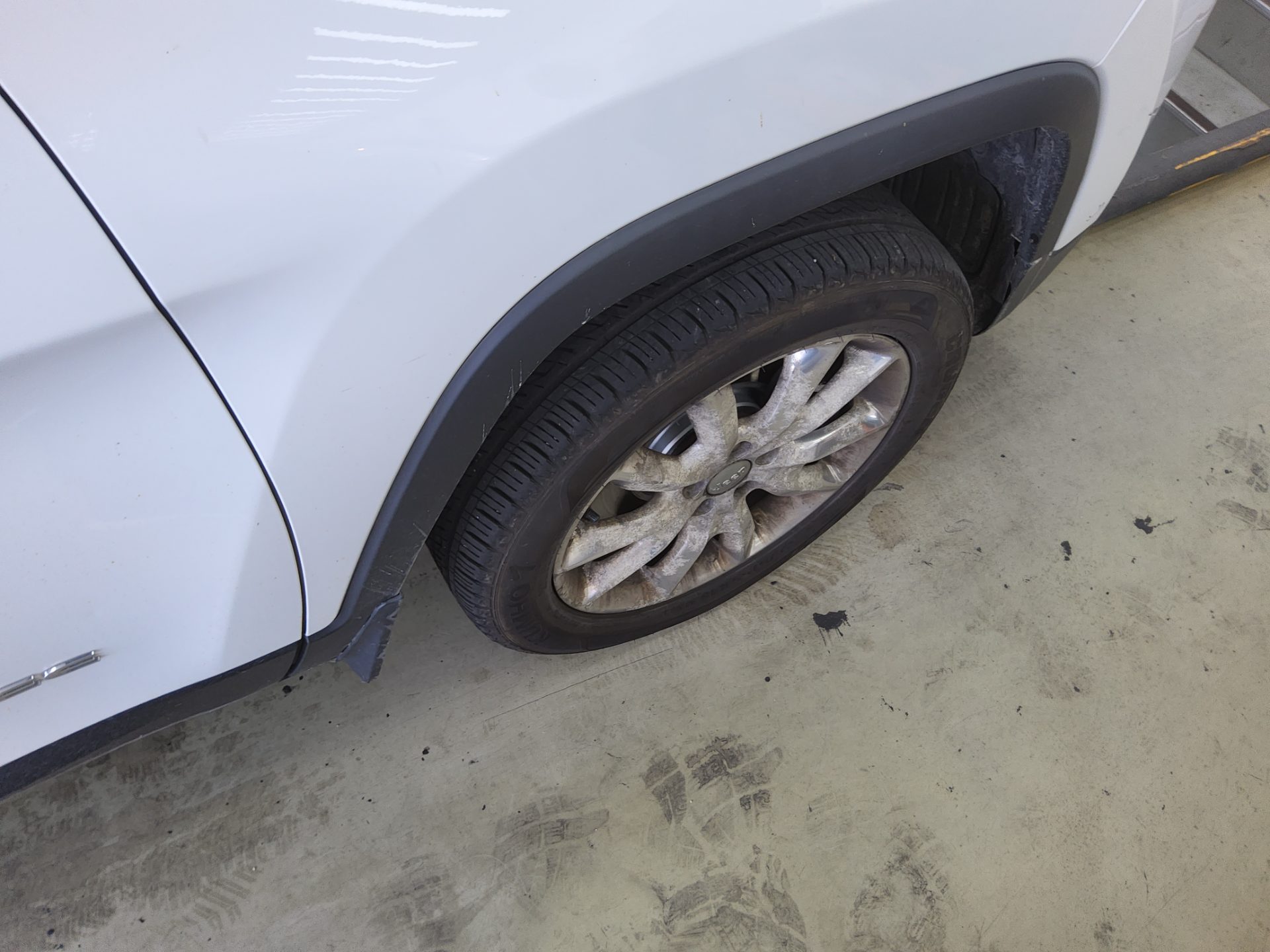JEEP CHEROKEE (KL) 2.0 CRD 4WD LIMITED 2014 - zdjęcie 24