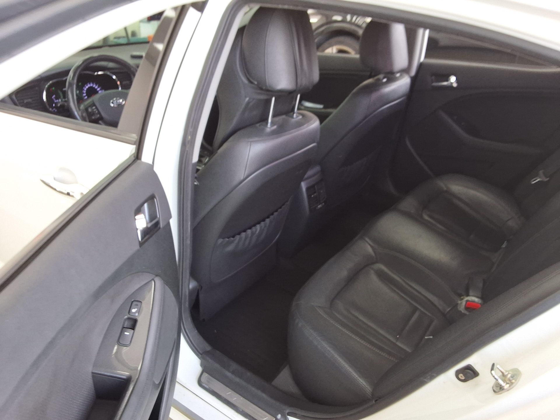 KIA K5 HYBRID PRESTIGE 2014 - zdjęcie 12