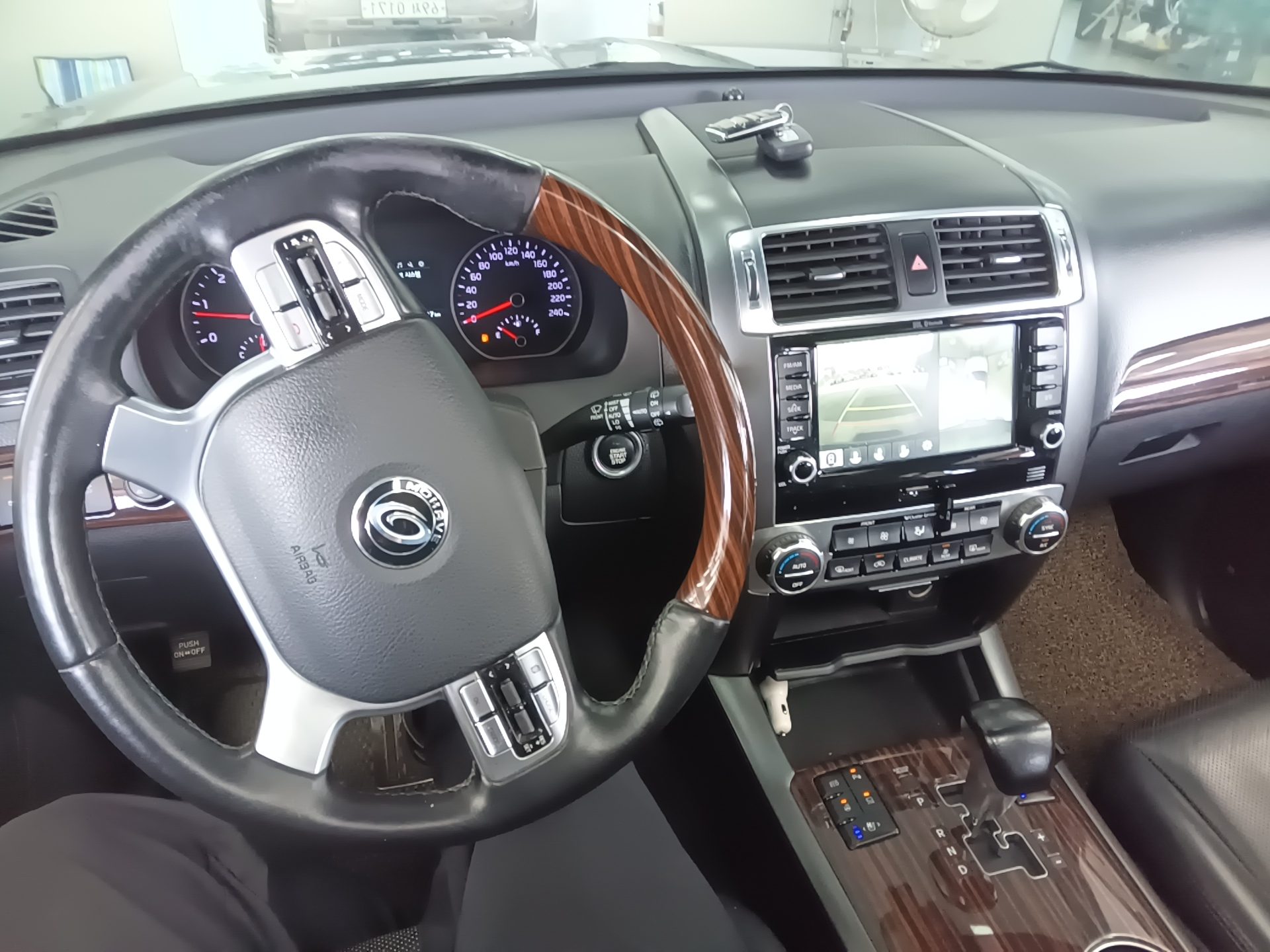 KIA THE NEW MOHAVE DIESEL 4WD PRESIDENT 2017 - zdjęcie 11