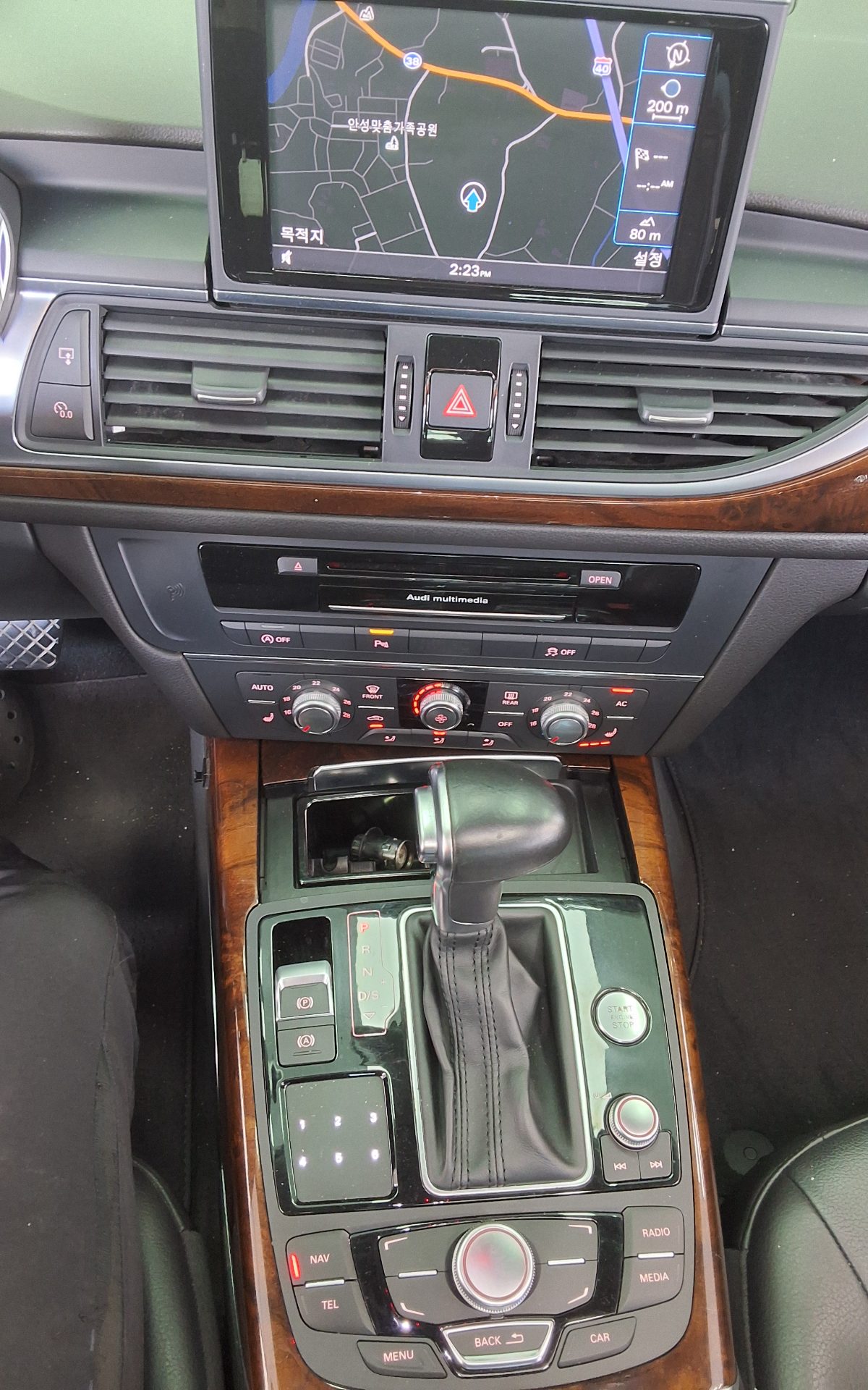 AUDI A6 (4TH GEN) 2.0 TDI DYNAMIC 2014 - zdjęcie 18