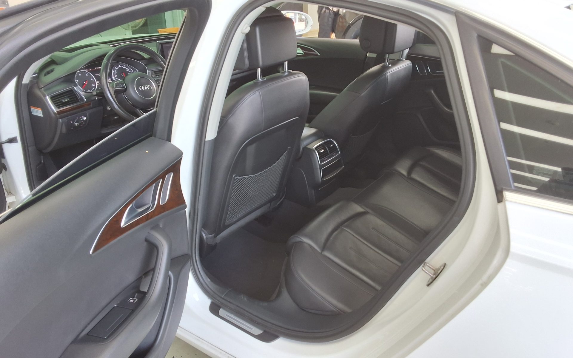 AUDI A6 (4TH GEN) 2.0 TDI DYNAMIC 2014 - zdjęcie 12