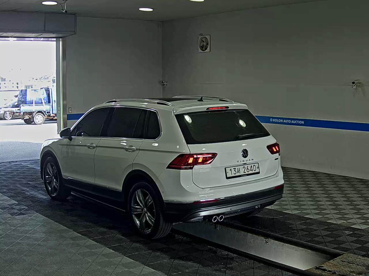 VOLKSWAGEN TIGUAN (2ND GEN) 2.0 TDI 4MOTION PRESTIGE 2018 - zdjęcie 6