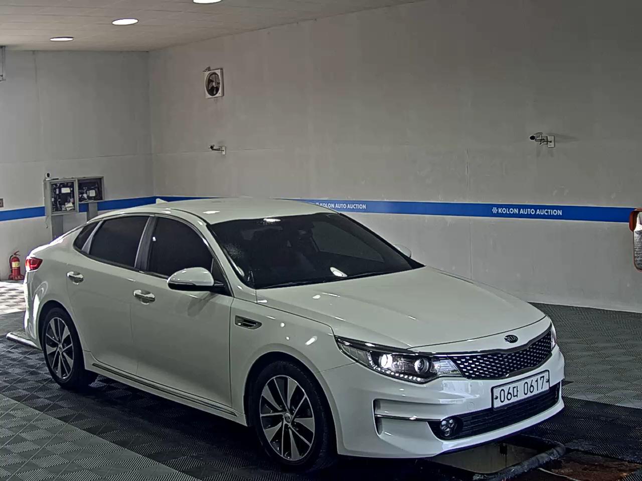KIA NEW K5 1.7 DIESEL PRESTIGE MX 2016 - zdjęcie 3