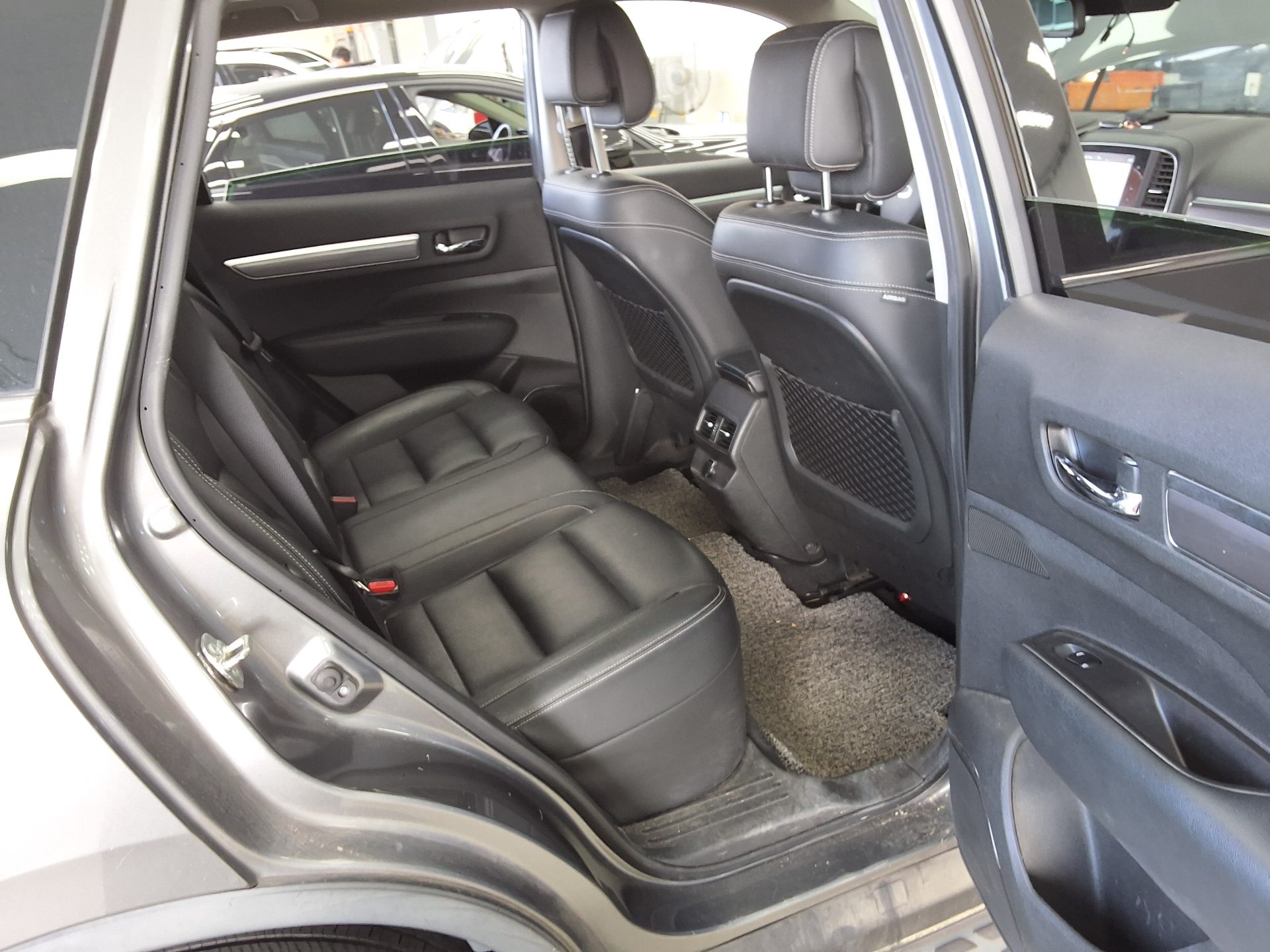 RENAULT (SAMSUNG) QM6 2.0 GDe 2WD RE 2019 - zdjęcie 13