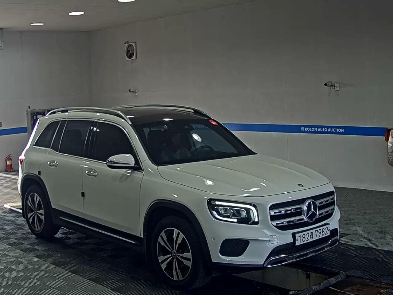 MERCEDES-BENZ GLB-CLASS GLB 220 2021 - zdjęcie 3