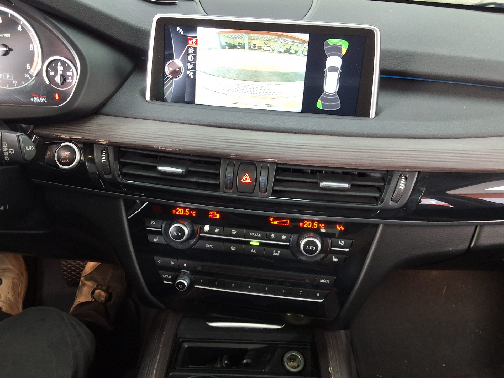 BMW X5 (3RD GEN) 30d xDRIVE 2014 - zdjęcie 24