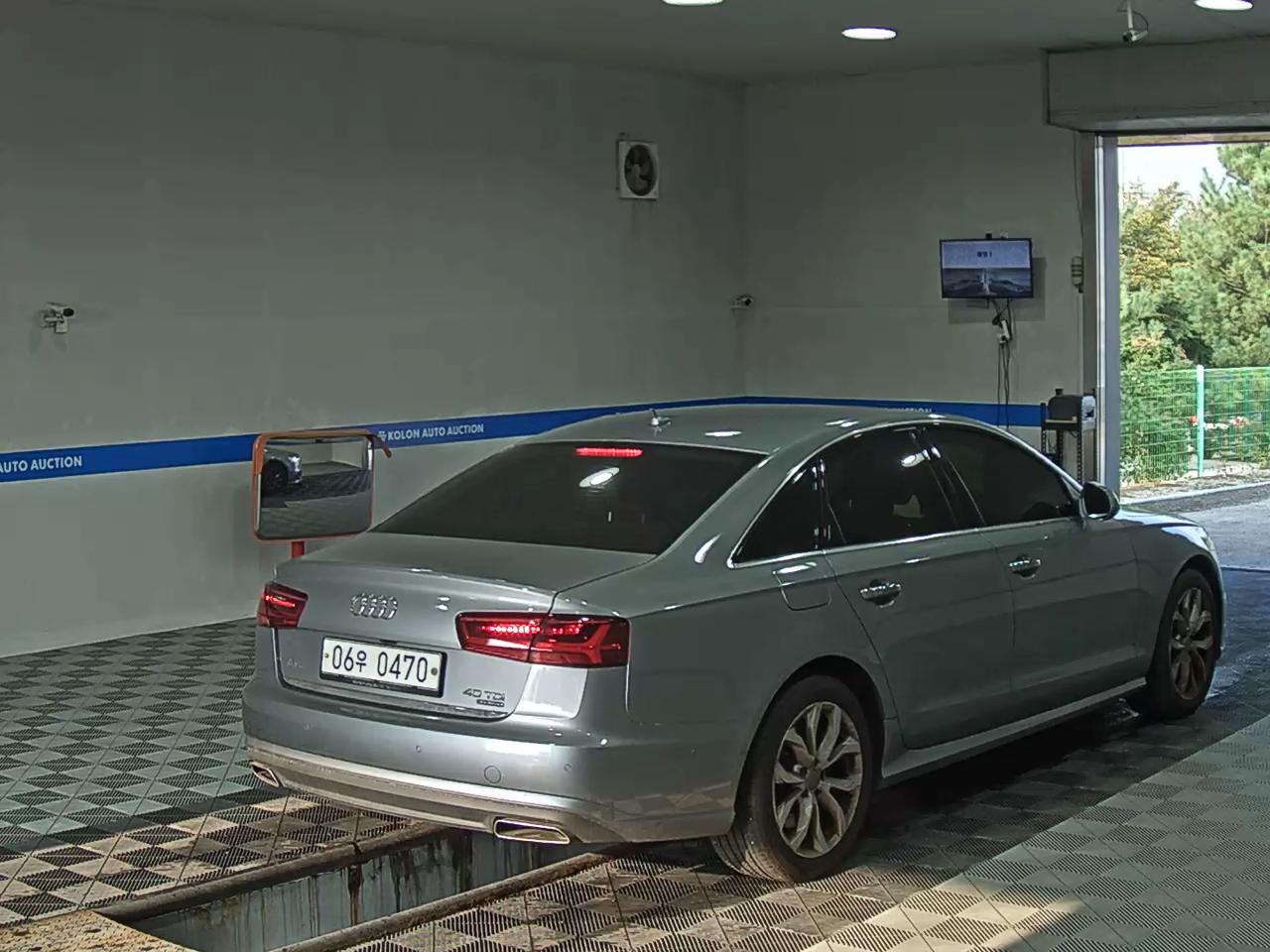 AUDI A6 (4TH GEN) 40 TDI QUATTRO COMFORT 2016 - zdjęcie 5