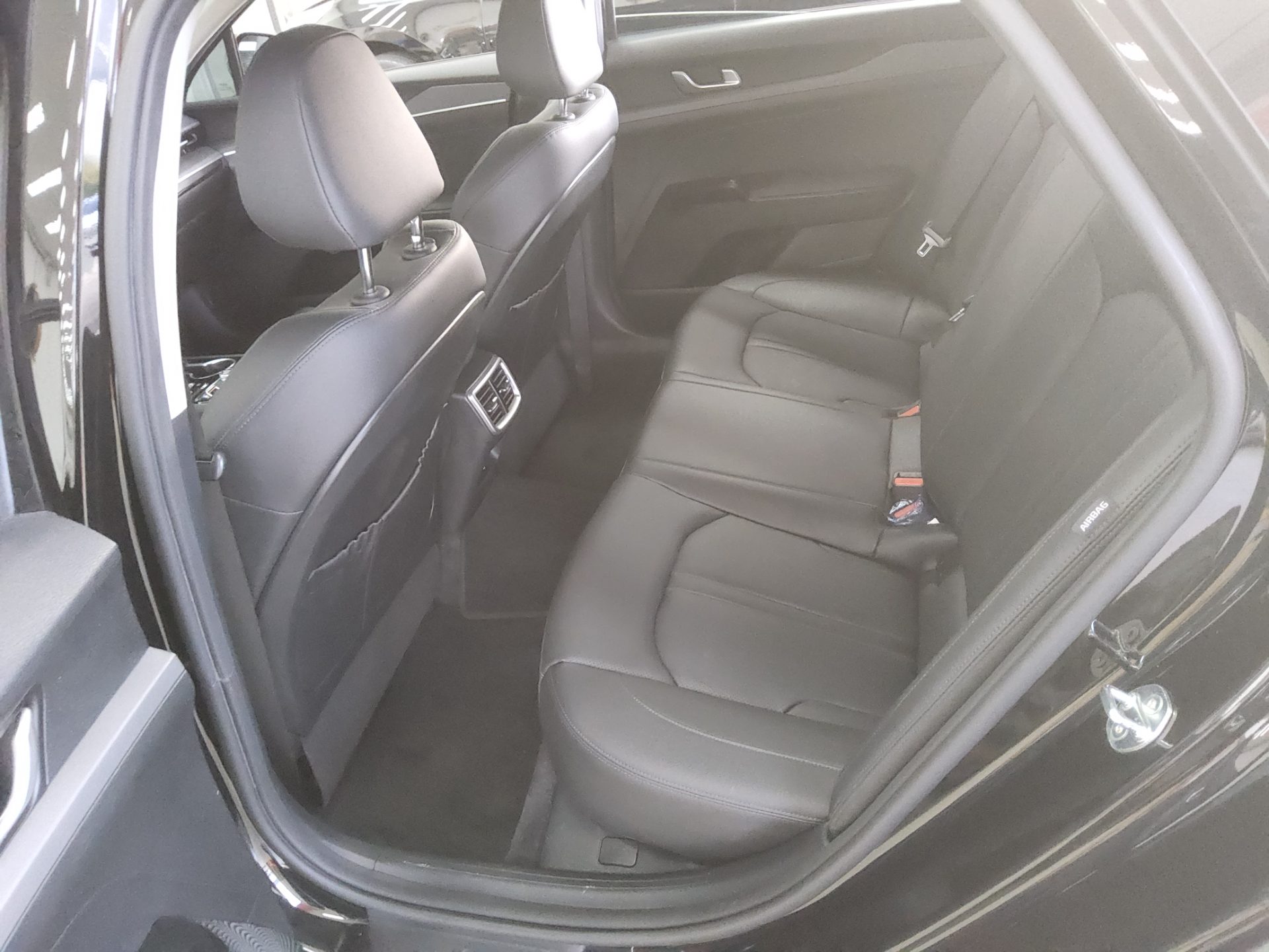 KIA THE NEW K5 (DL3) 2.0 GASOLINE PRESTIGE 2024 - zdjęcie 12