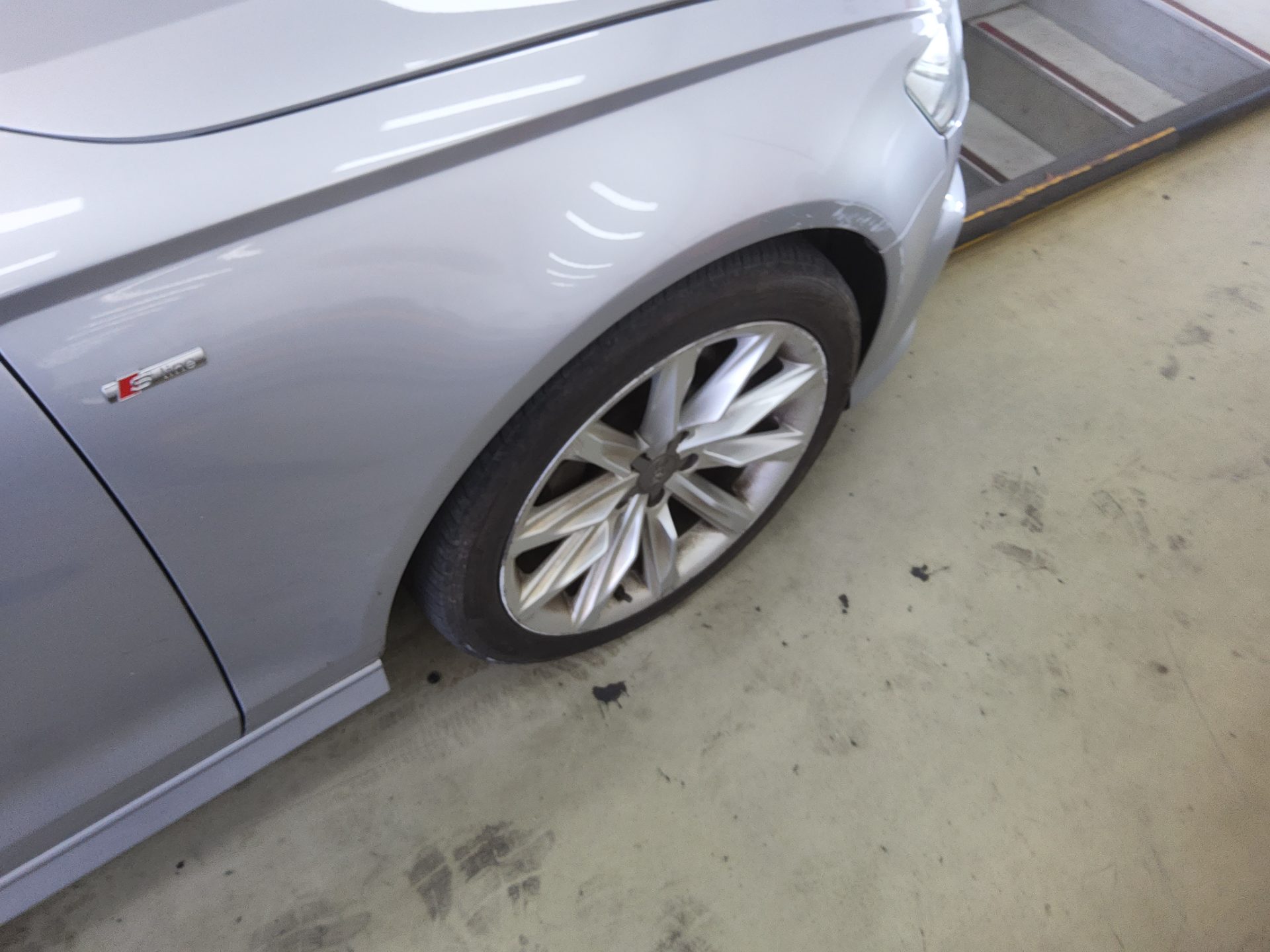 AUDI A6 (4TH GEN) 40 TDI QUATTRO SPORTS 2016 - zdjęcie 22
