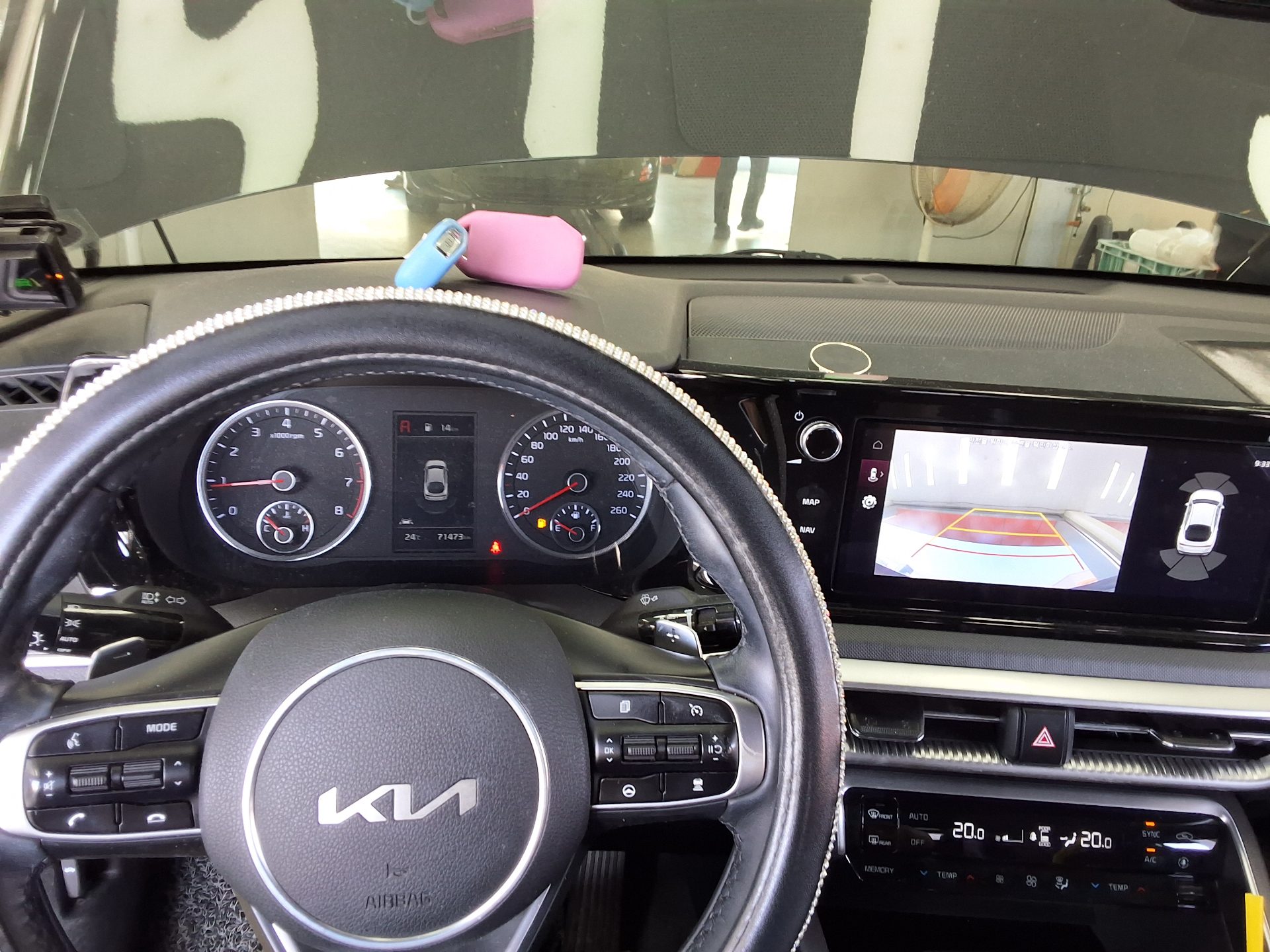 KIA NEW K5 (DL3) 2.0 GASOLINE PRESTIGE 2022 - zdjęcie 17