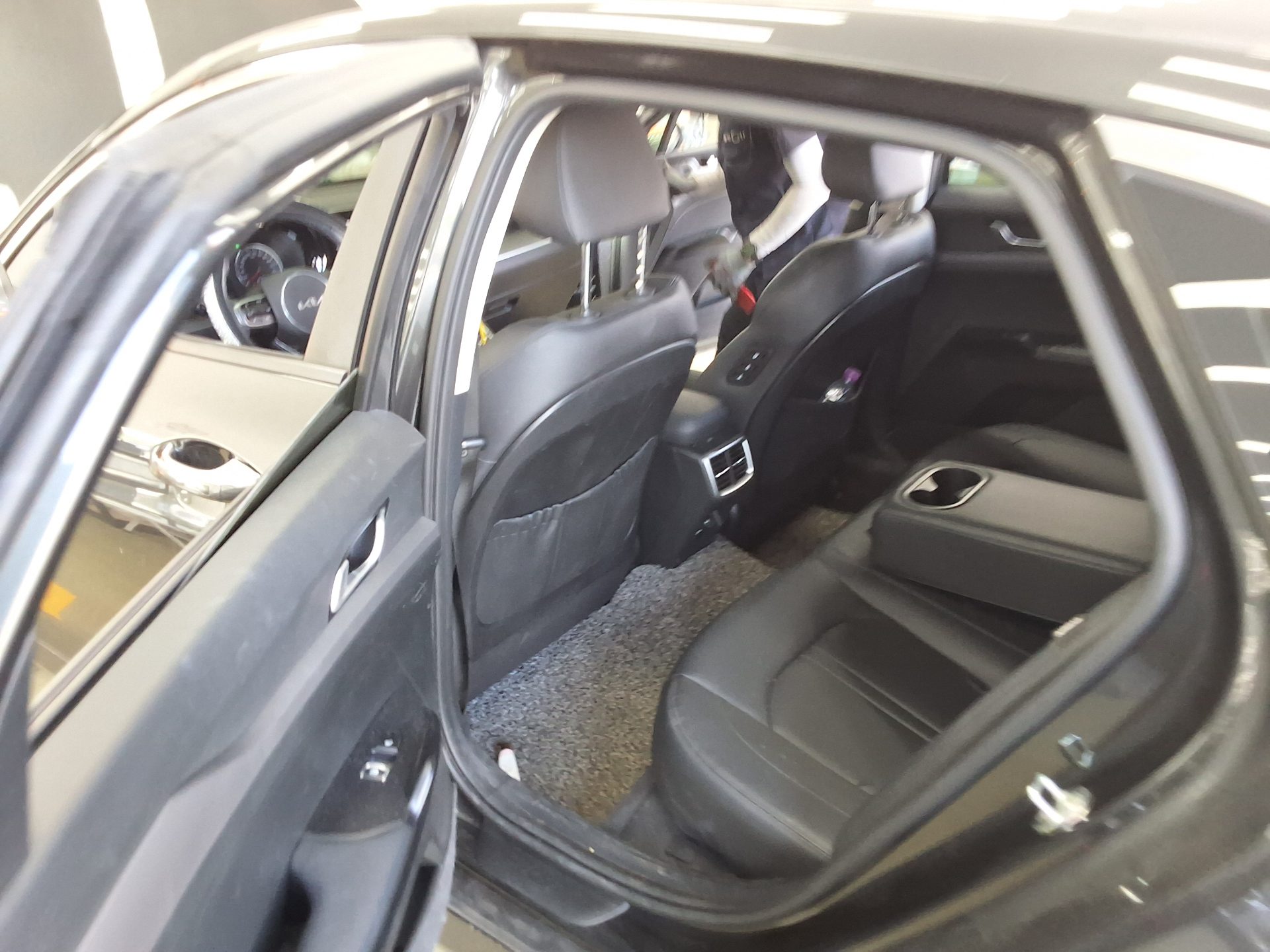KIA NEW K5 (DL3) 2.0 GASOLINE PRESTIGE 2022 - zdjęcie 12