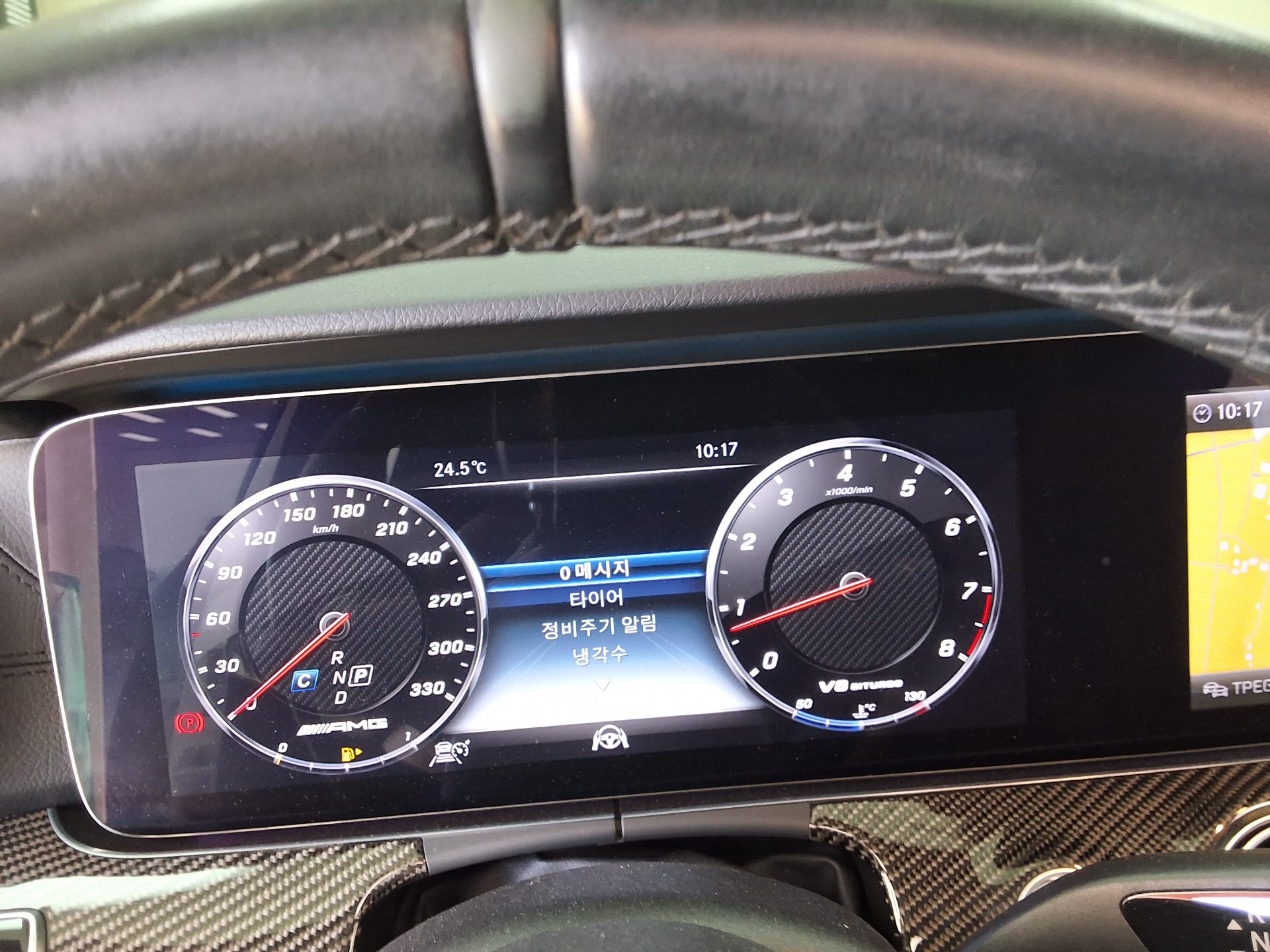 MERCEDES-BENZ E-CLASS (5TH GEN) E63 AMG 4MATIC+ 2019 - zdjęcie 27