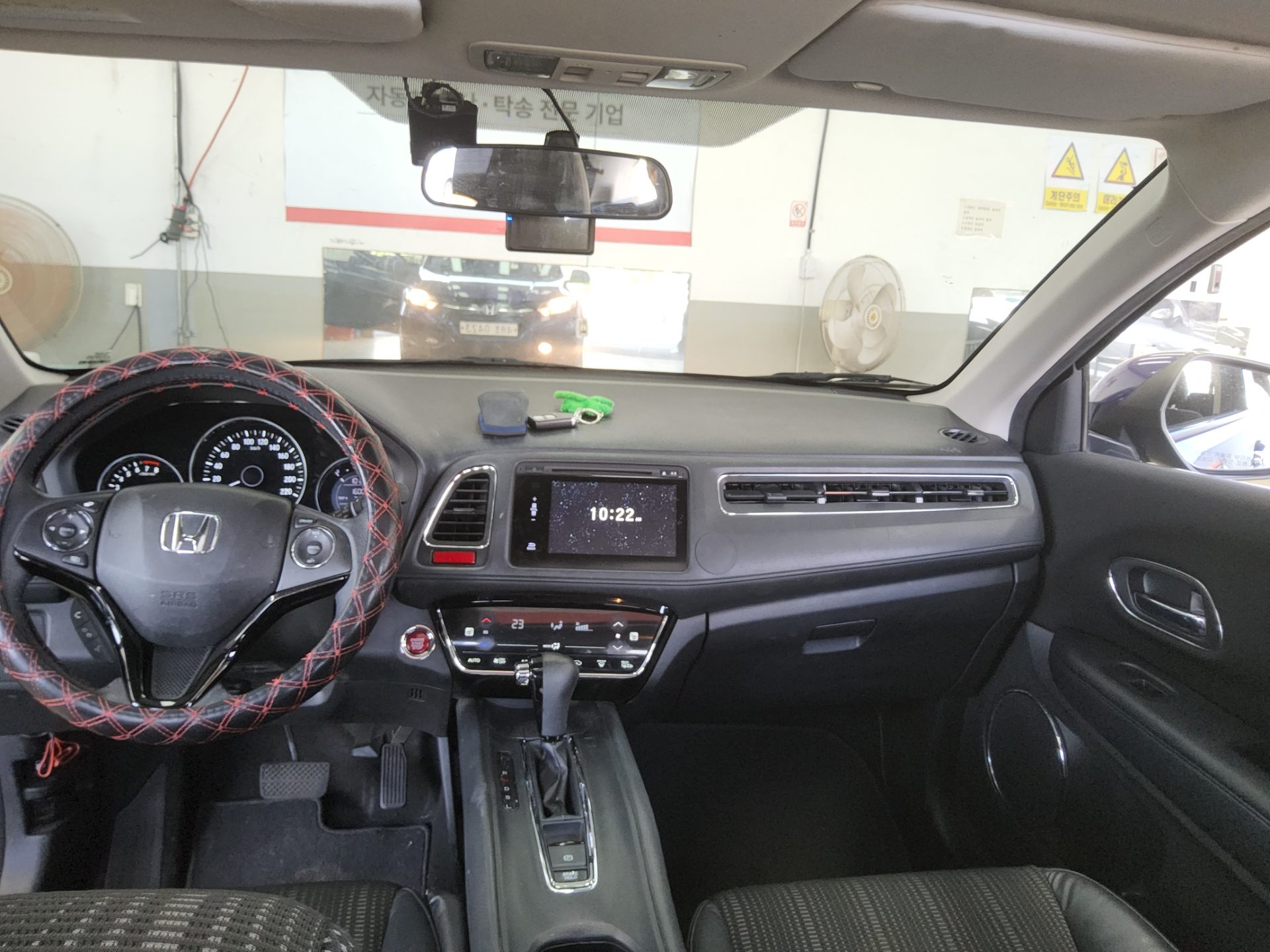 HONDA HR-V 1.8 2016 - zdjęcie 11