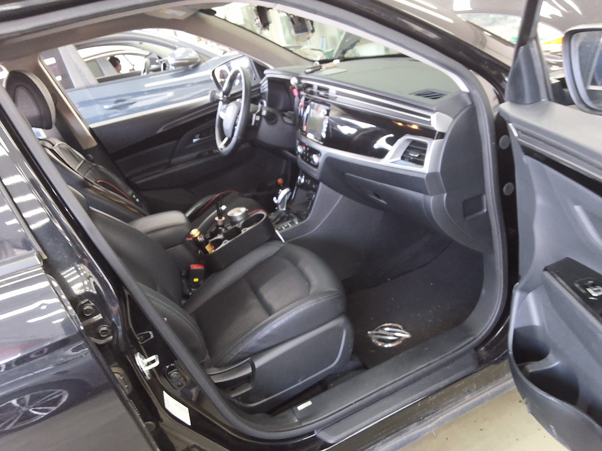 KG MOBILITY (SSANGYONG) ALL NEW KORANDO 1.5 GASOLINE 2WD C5 PRIME 2020 - zdjęcie 14