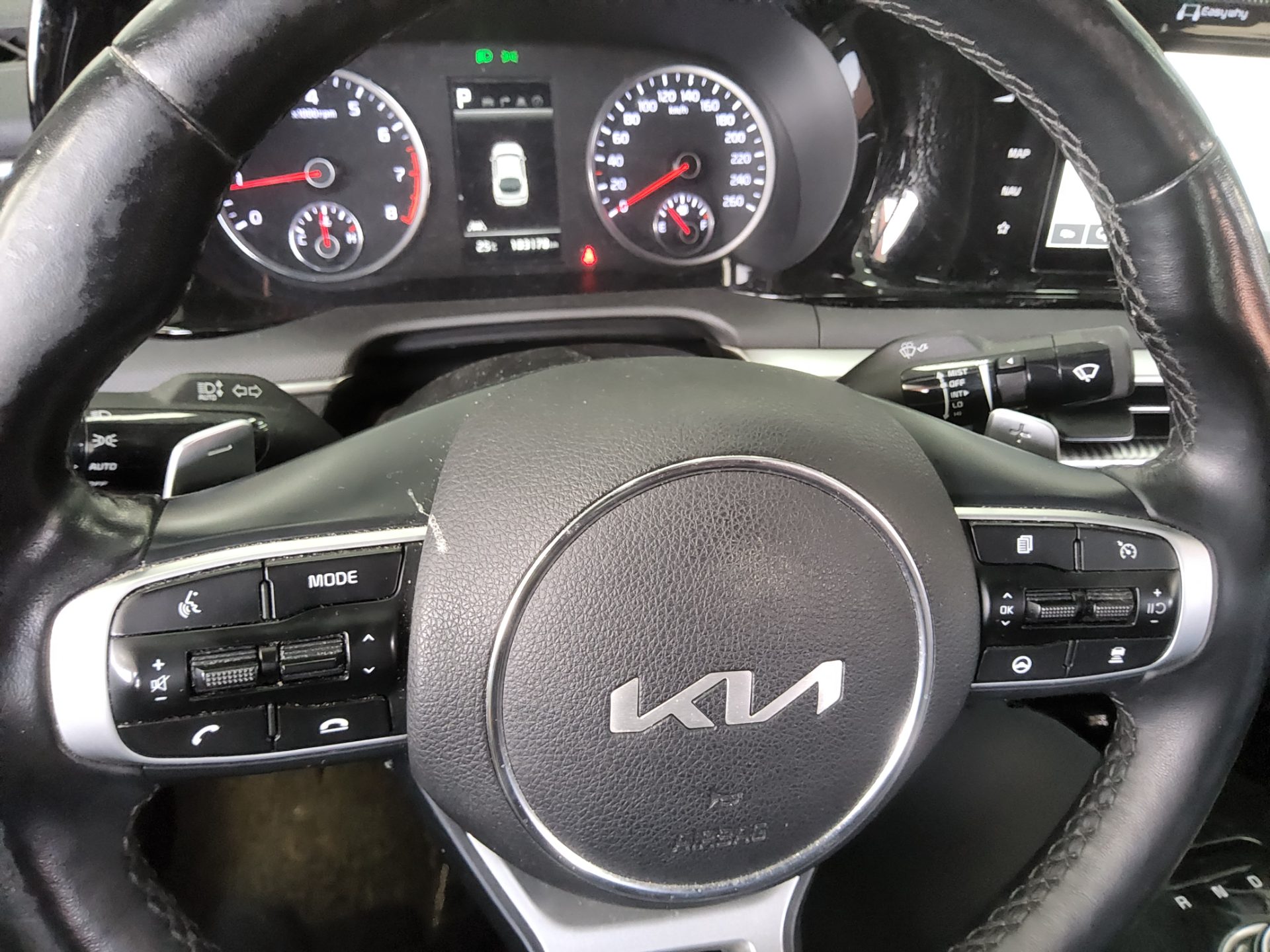 KIA NEW K5 (DL3) 2.0 LPI RENTAL CAR TRENDY 2023 - zdjęcie 17