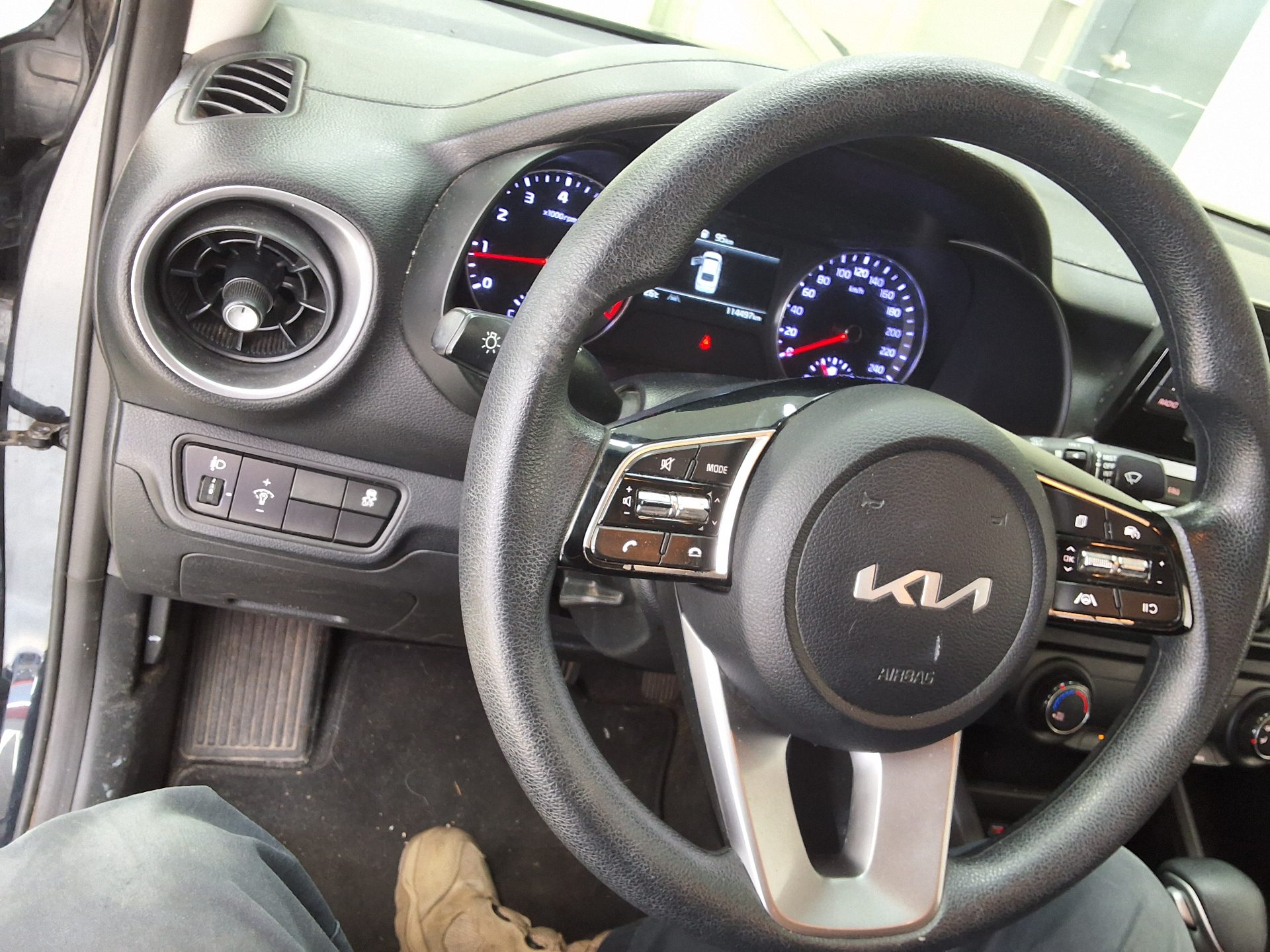 KIA THE NEW K3 1.6 GASOLINE TRENDY 2022 - zdjęcie 23