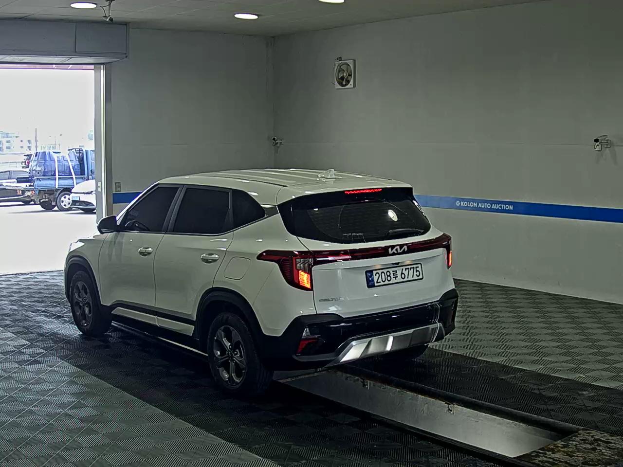 KIA THE NEW SELTOS 2.0 GASOLINE 2WD PRESTIGE 2025 - zdjęcie 6