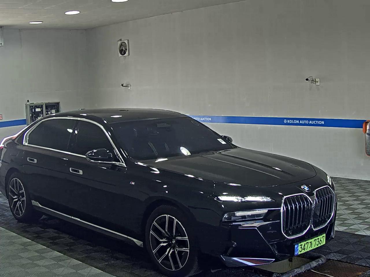 BMW 7 SERIES (7TH GEN) 740i xDRIVE M SPORT 2024 - zdjęcie 3