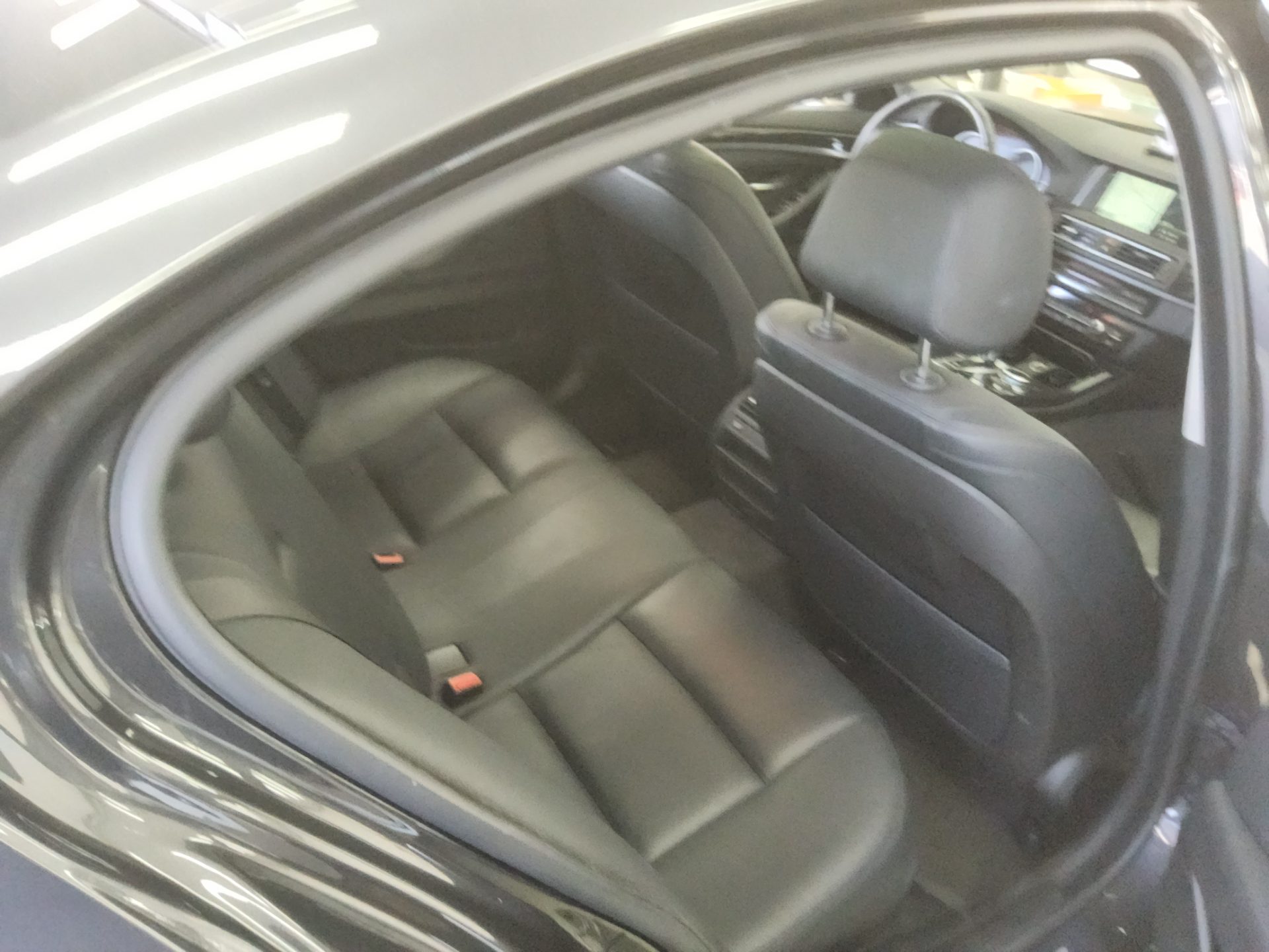 BMW 5 SERIES (6TH GEN) 520d 2014 - zdjęcie 13
