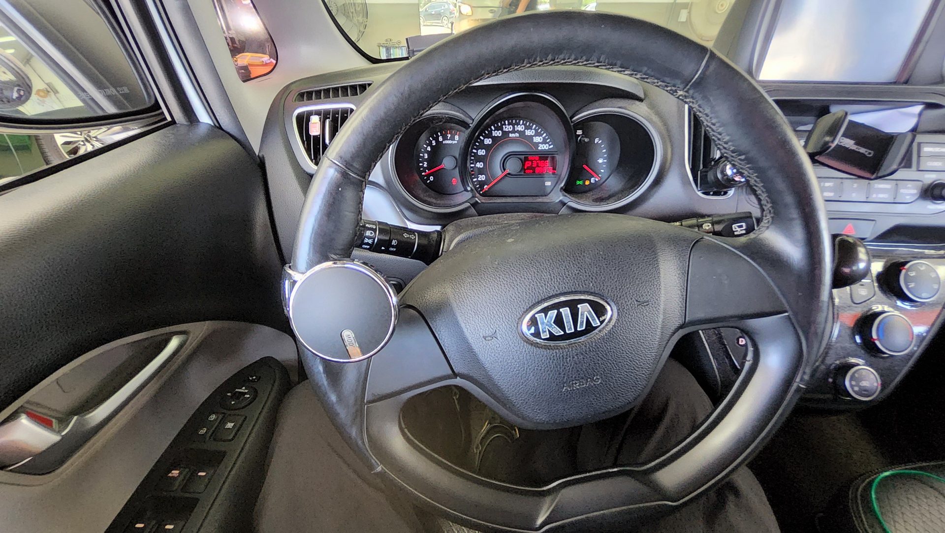 KIA RAY GASOLINE LUXURY 2014 - zdjęcie 17