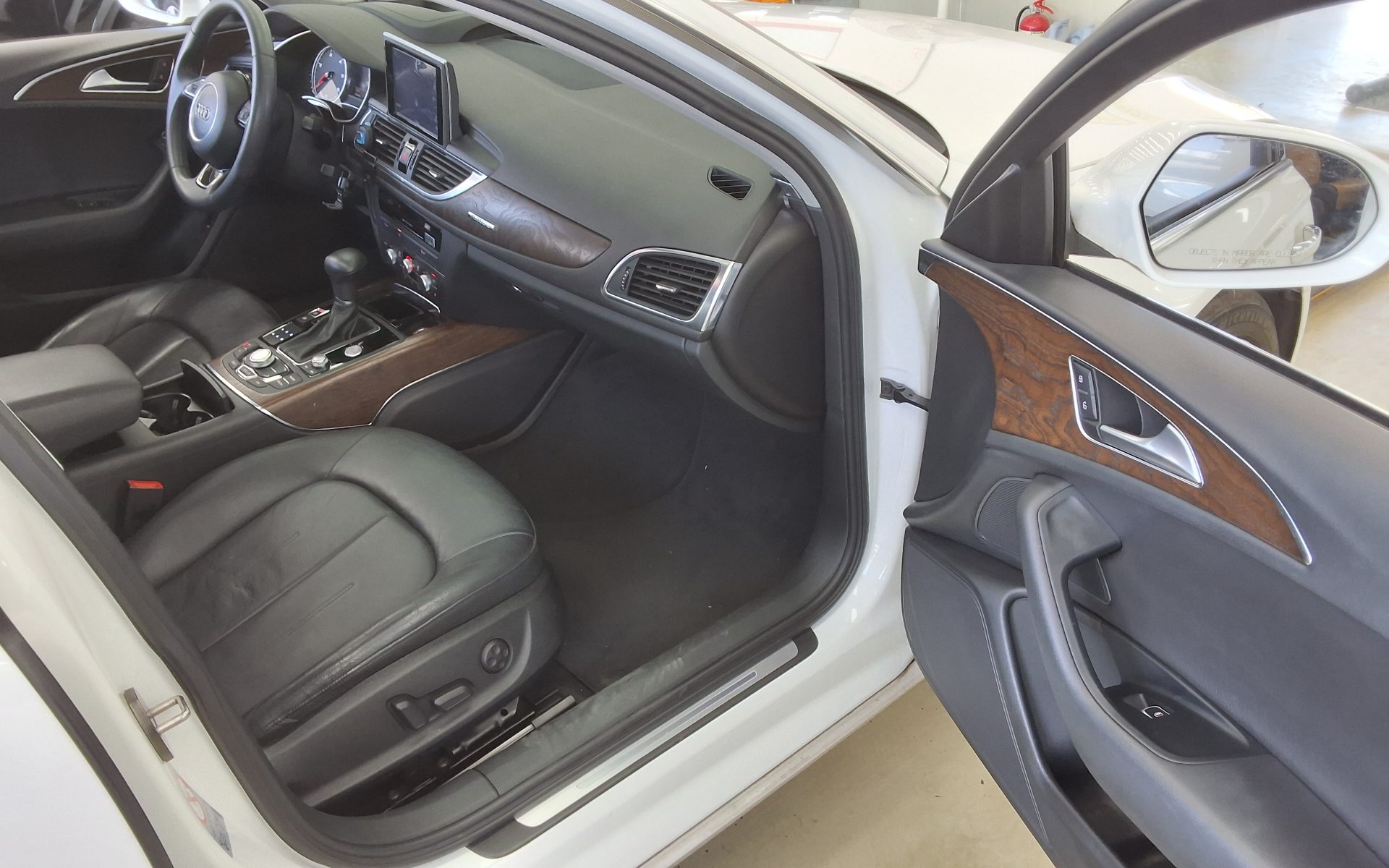 AUDI A6 (4TH GEN) 2.0 TDI DYNAMIC 2014 - zdjęcie 14