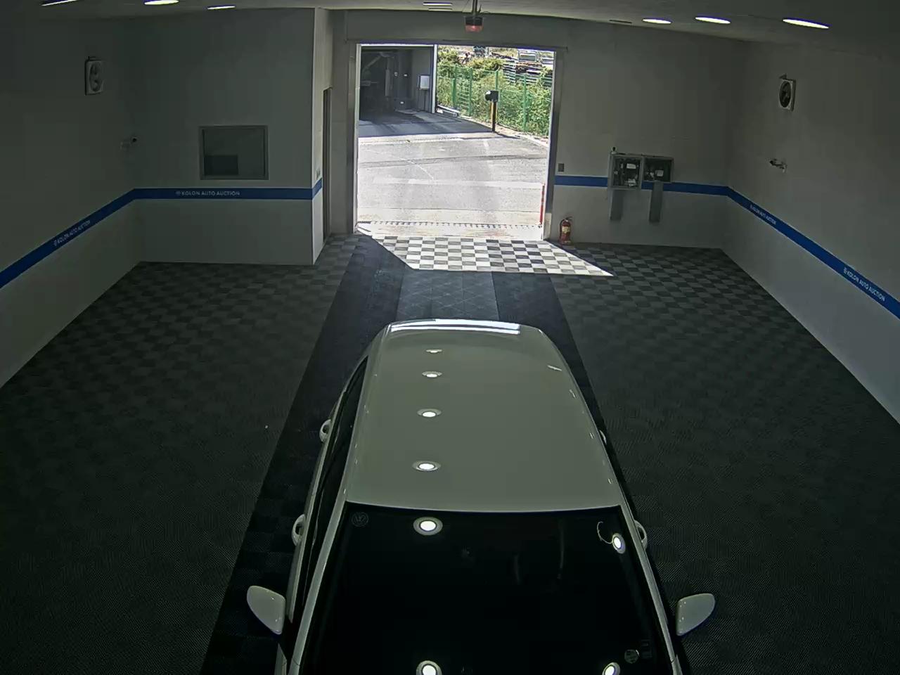 VOLKSWAGEN GOLF (7TH GEN) 1.6 TDI BLUEMOTION 2015 - zdjęcie 7