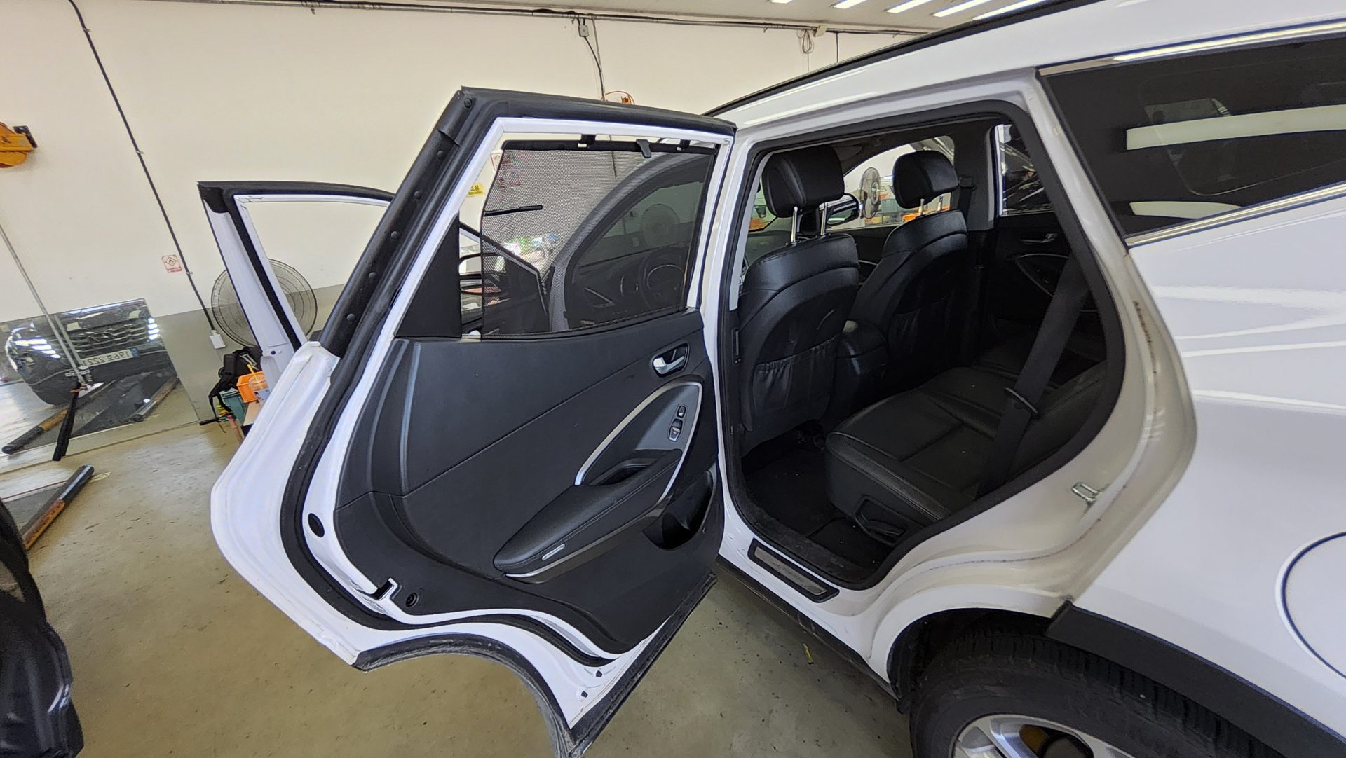 HYUNDAI SANTA FE THE PRIME DIESEL R2.0 2WD EXCLUSIVE 2016 - zdjęcie 12
