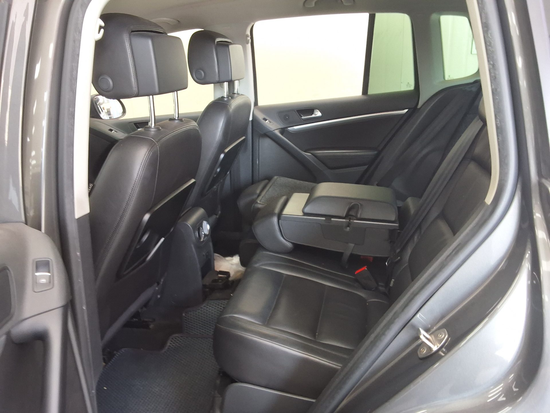 VOLKSWAGEN TIGUAN 2.0 TDI BLUEMOTION COMFORT 2014 - zdjęcie 13