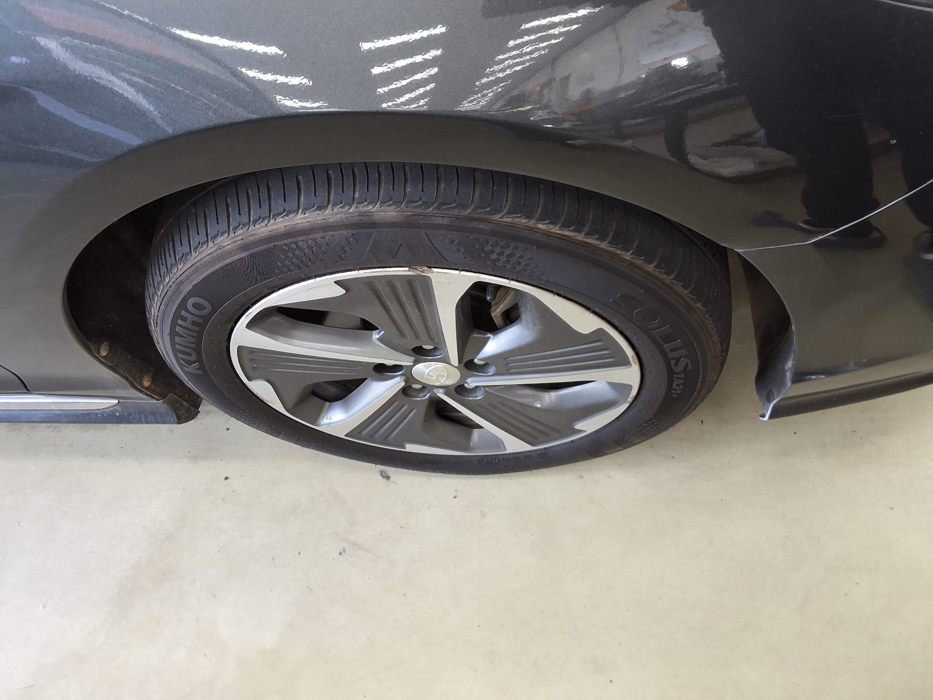HYUNDAI LF SONATA NEW RISE HYBRID 2.0 P-HEV PREMIUM 2019 - zdjęcie 24