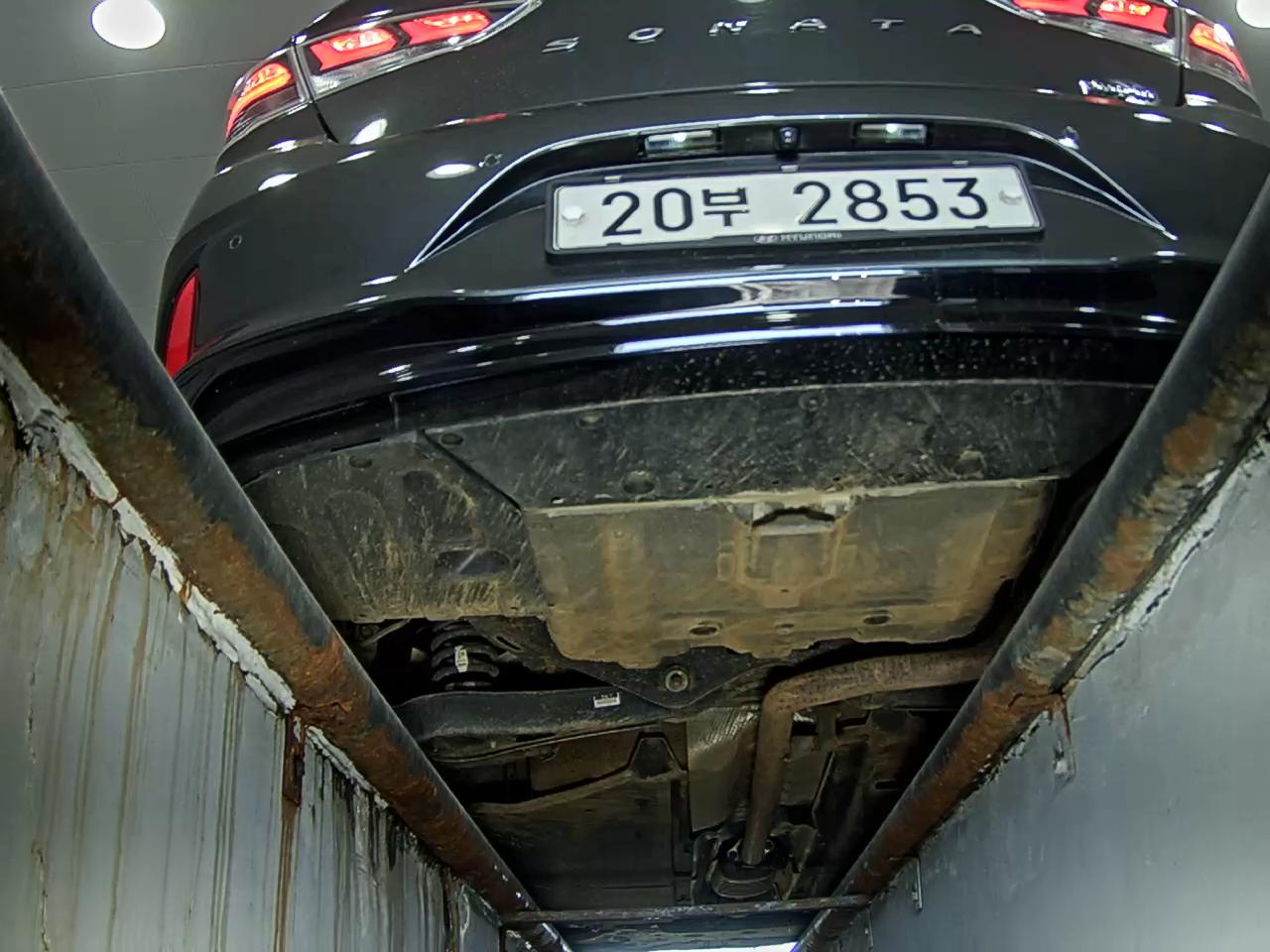 HYUNDAI LF SONATA NEW RISE HYBRID 2.0 P-HEV PREMIUM 2019 - zdjęcie 8