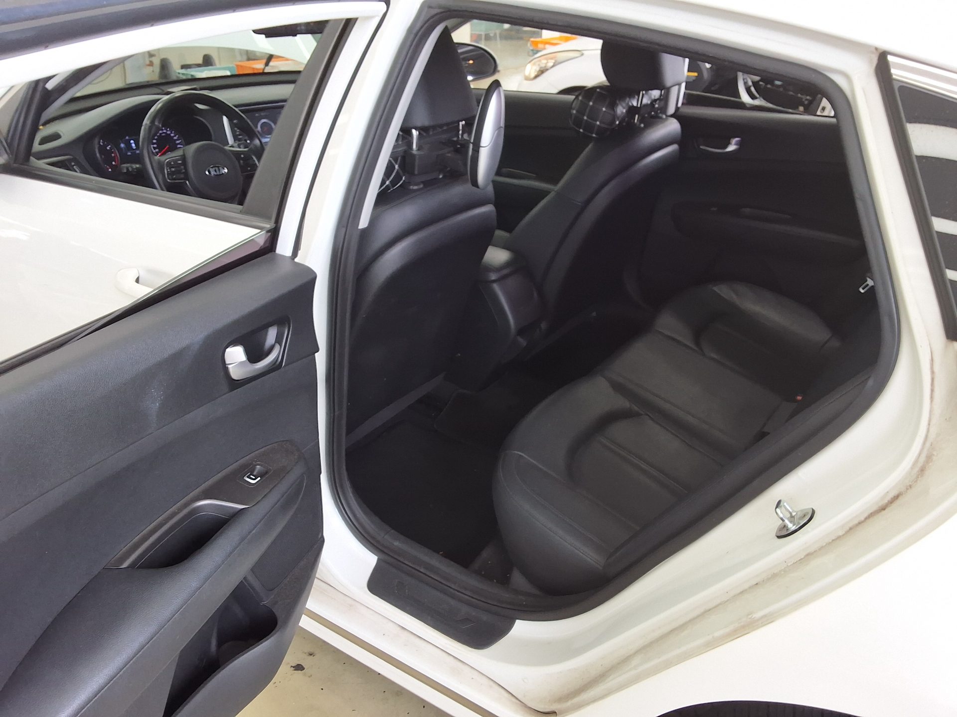 KIA NEW K5 2.0 LPI RENTAL CAR LUXURY SX 2016 - zdjęcie 12