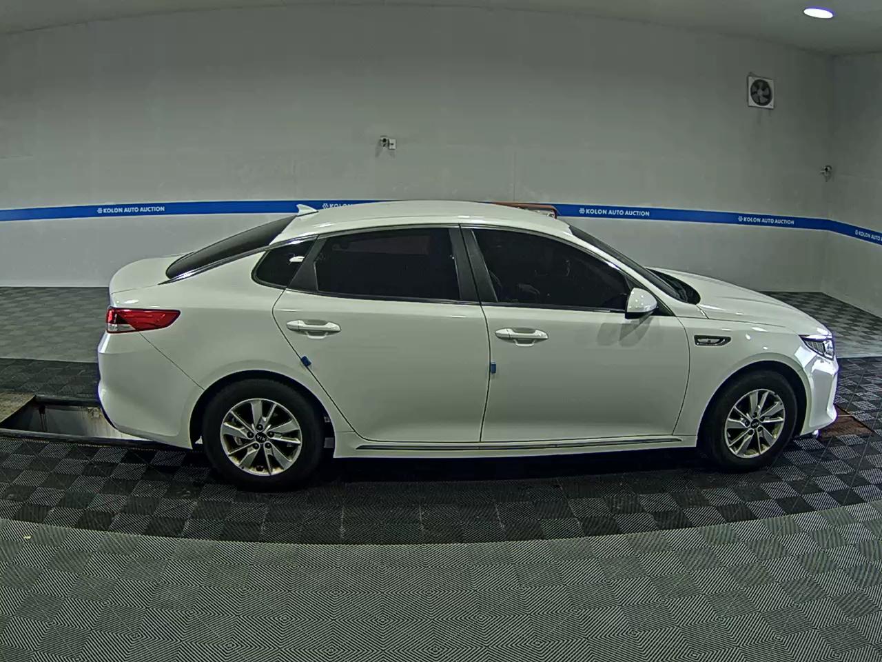 KIA NEW K5 2.0 LPI RENTAL CAR LUXURY SX 2016 - zdjęcie 4