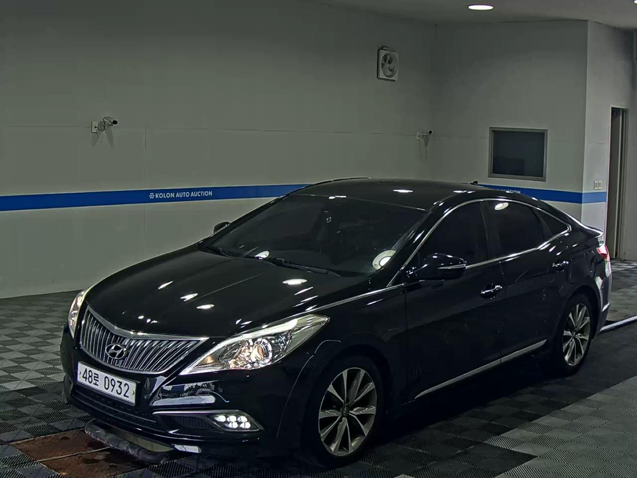 HYUNDAI GRANDEUR HG HG 300 PREMIUM COLLECTION 2017 - zdjęcie 2