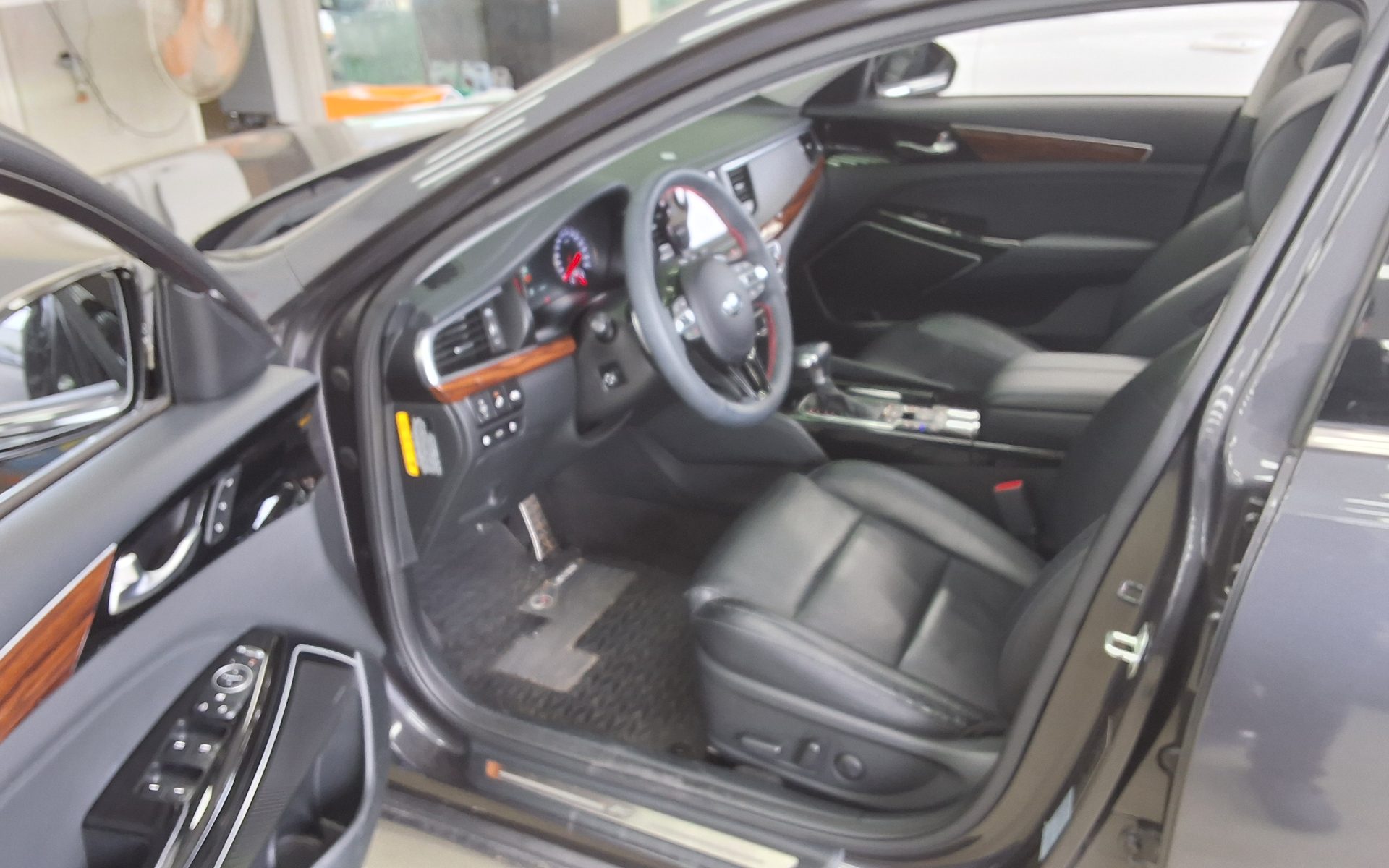 KIA ALL NEW K7 2.4 GDi LIMITED 2017 - zdjęcie 10