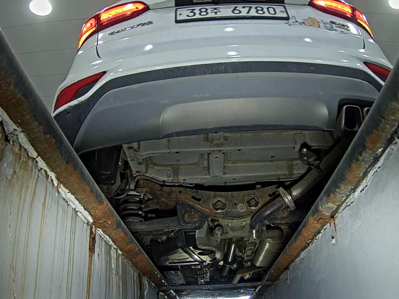 HYUNDAI SANTA FE THE PRIME DIESEL R2.0 4WD PREMIUM 2017 - zdjęcie 8