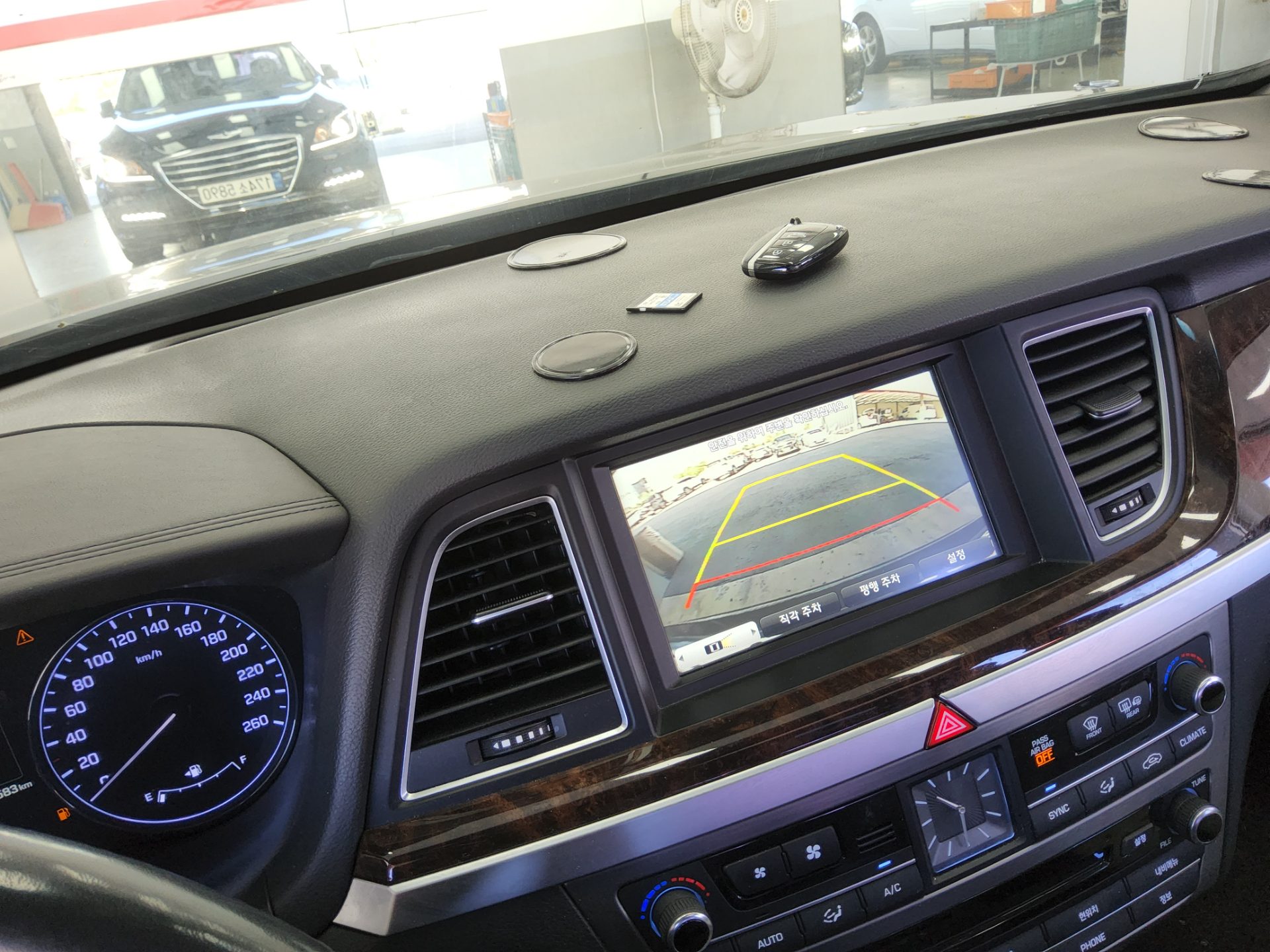 HYUNDAI GENESIS DH G330 AWD MODERN 2016 - zdjęcie 17