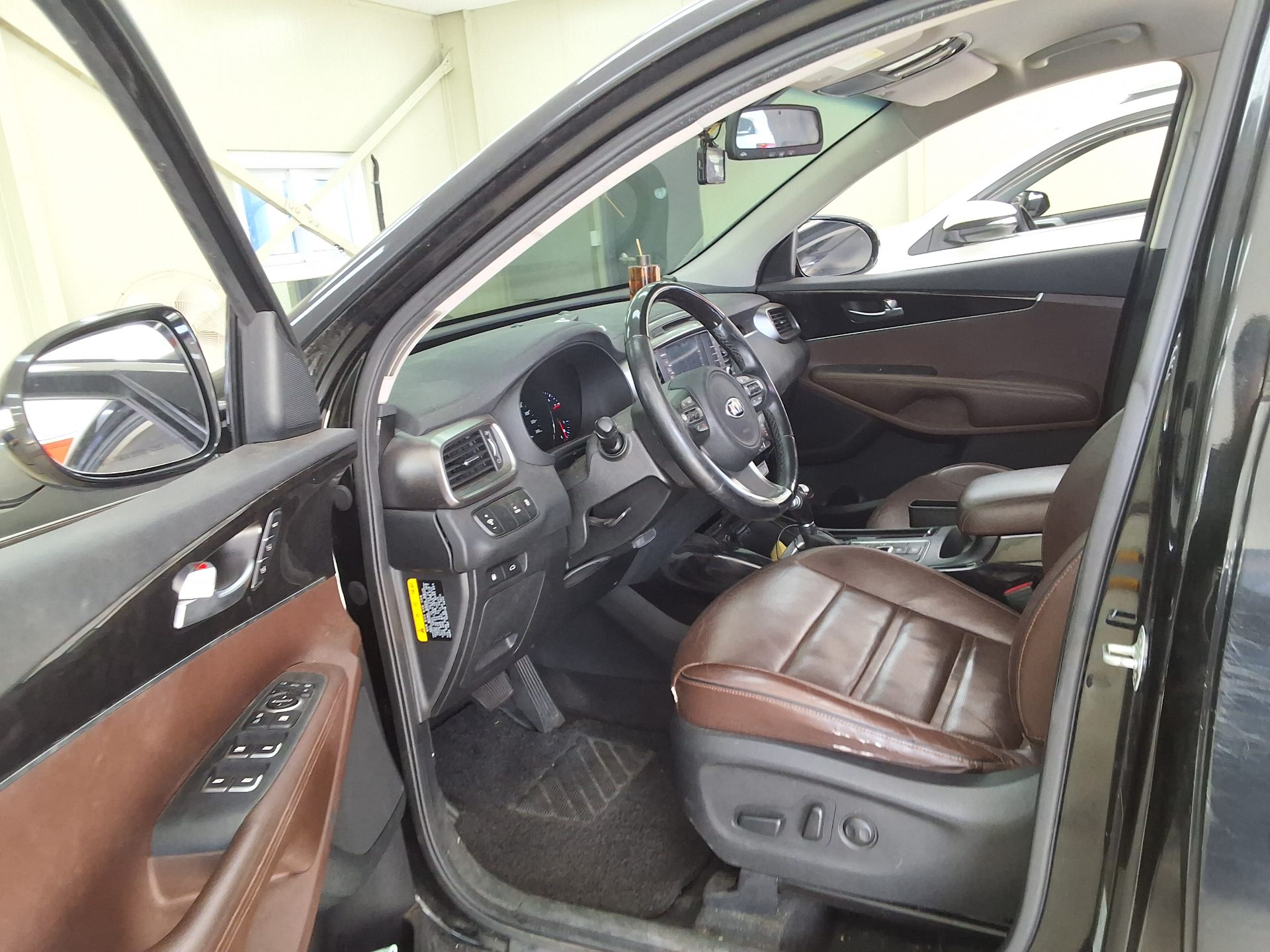KIA ALL NEW SORENTO R2.0 2WD NOBLESSE SPECIAL 2015 - zdjęcie 11