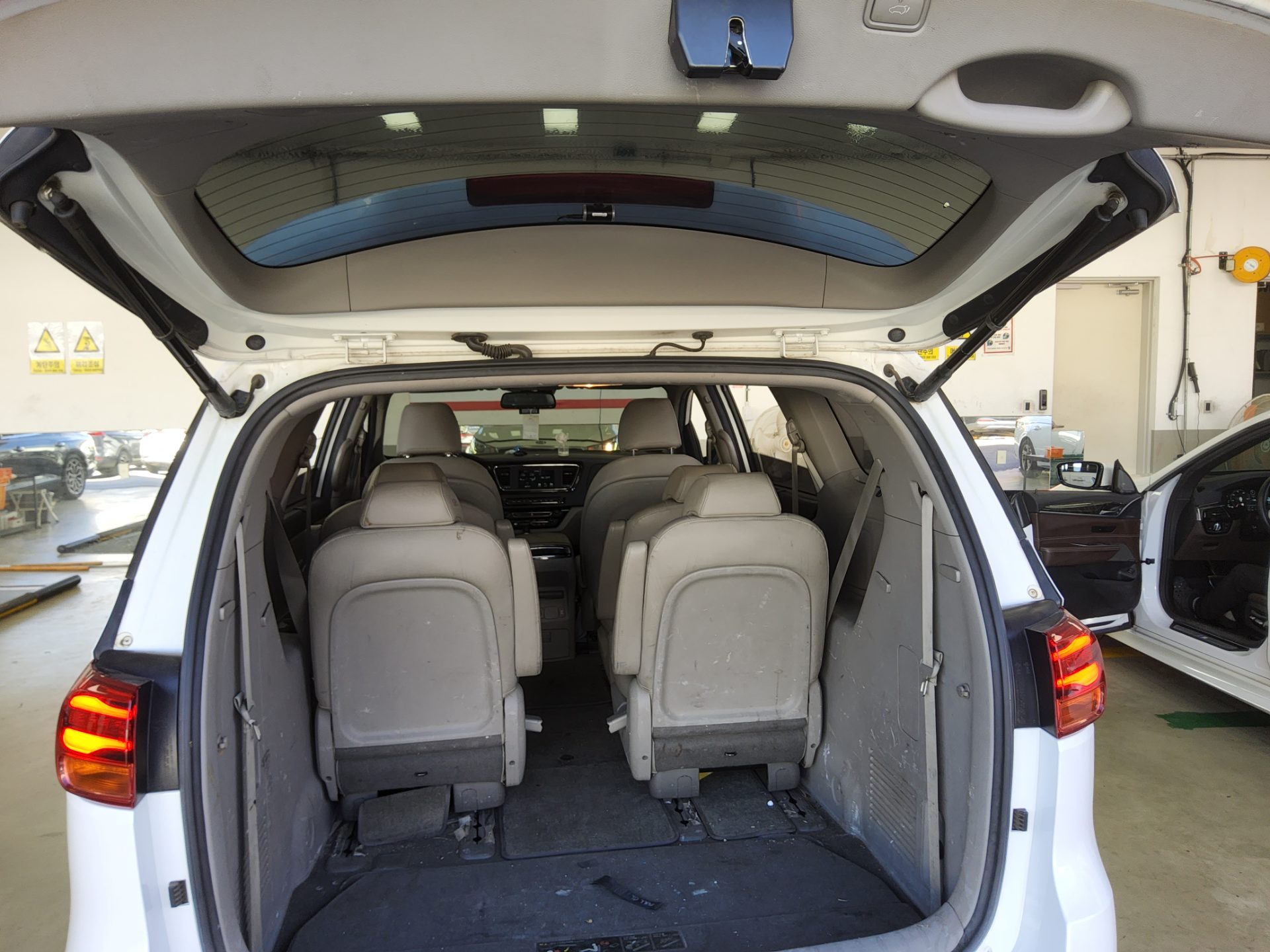 KIA THE NEW CARNIVAL 9-SEATER DIESEL PRESTIGE 2020 - zdjęcie 15
