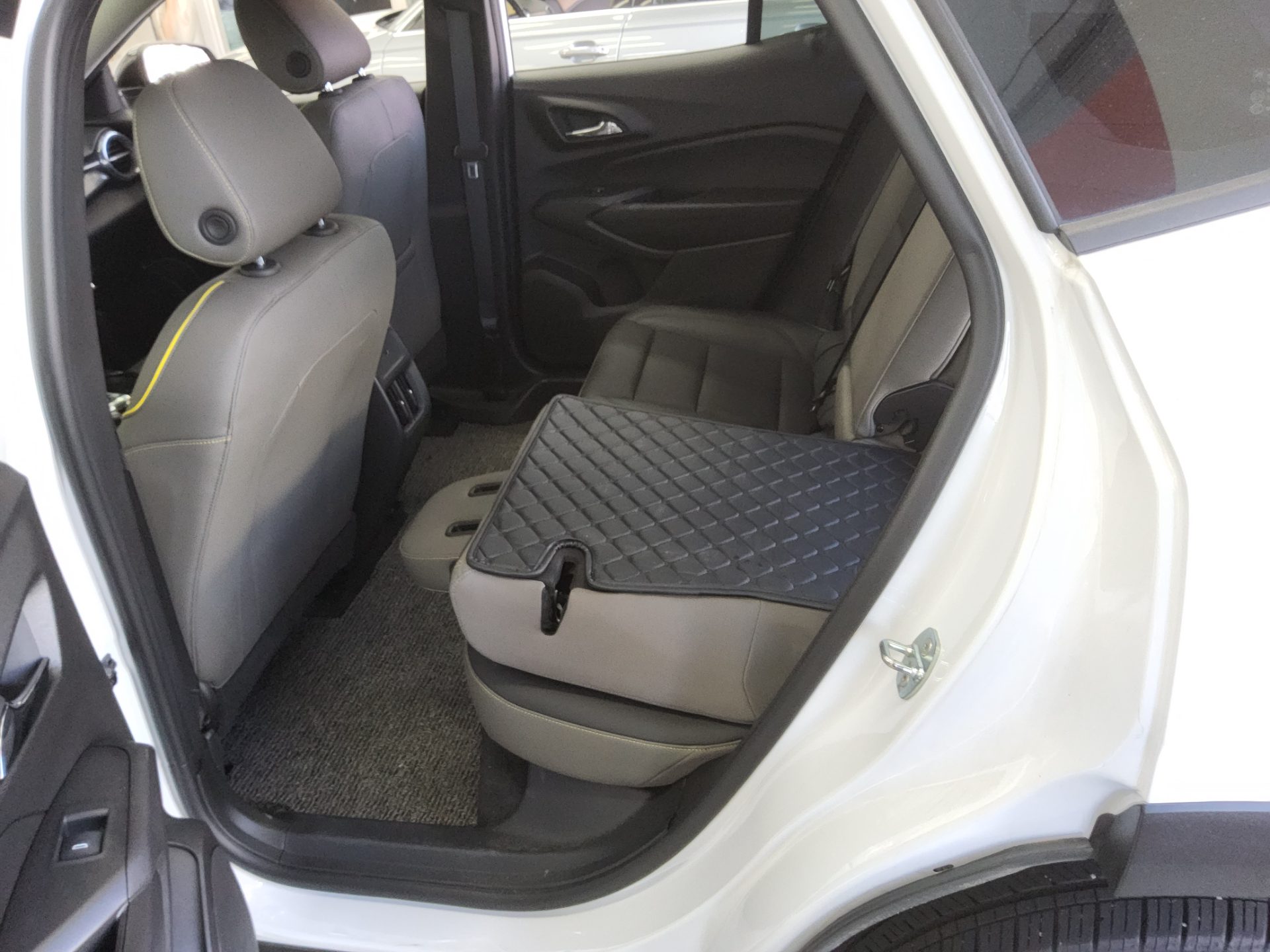 CHEVROLET (DAEWOO) TRAX CROSSOVER 1.2 GASOLINE TURBO ACTIVE 2024 - zdjęcie 12