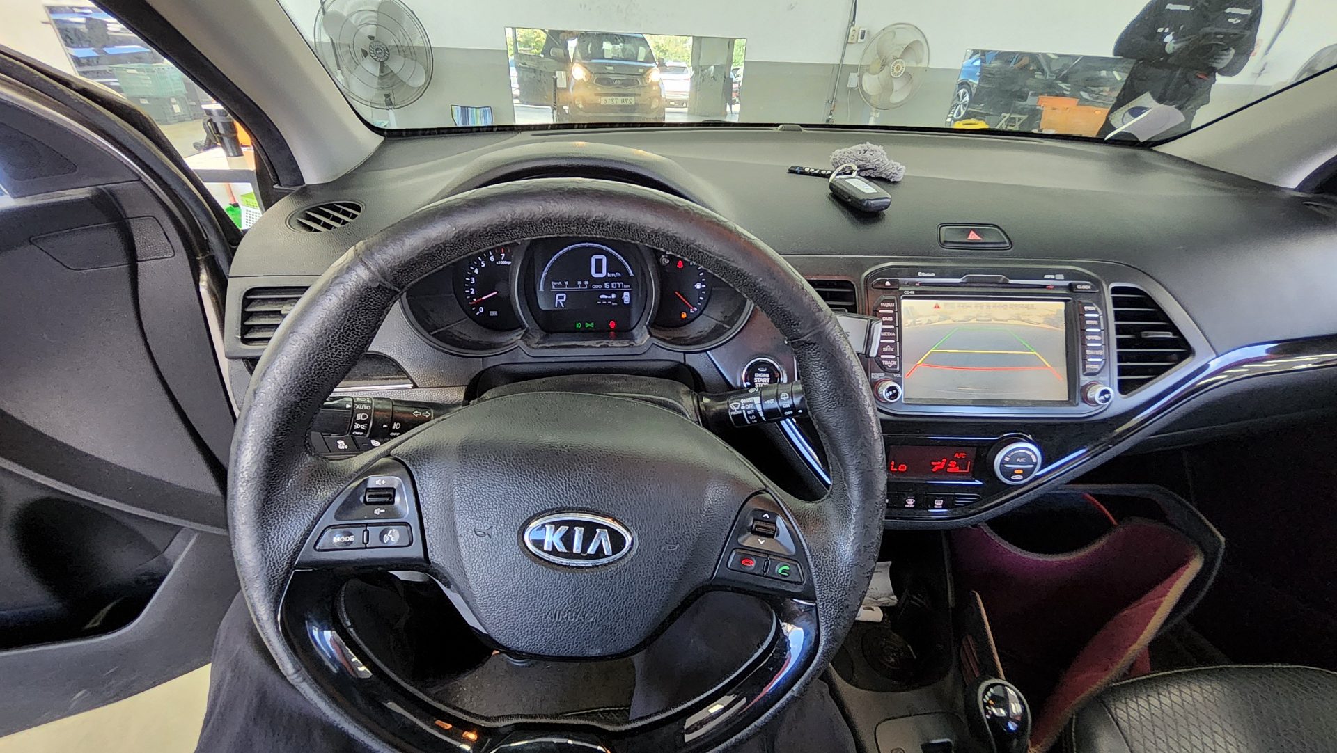 KIA ALL NEW MORNING GASOLINE LUXURY 2012 - zdjęcie 19